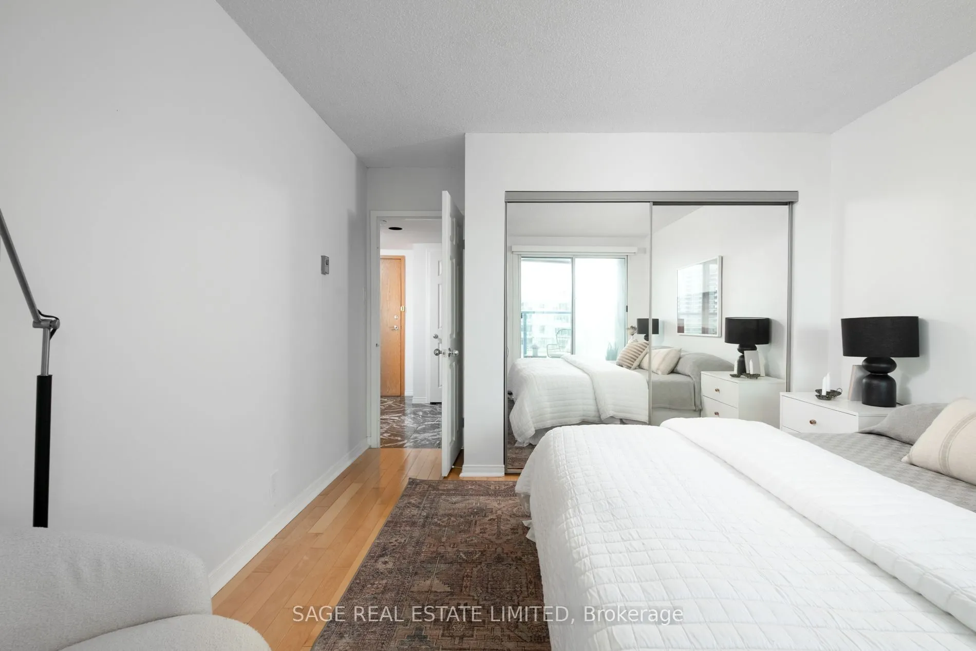 77 Harbour Square, #1509
