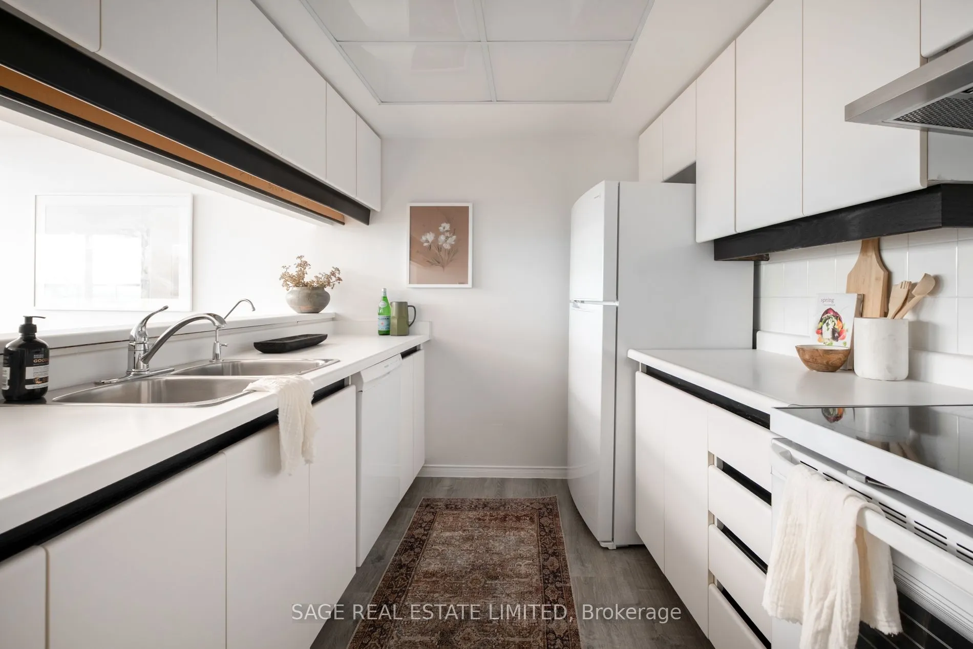 77 Harbour Square, #1509