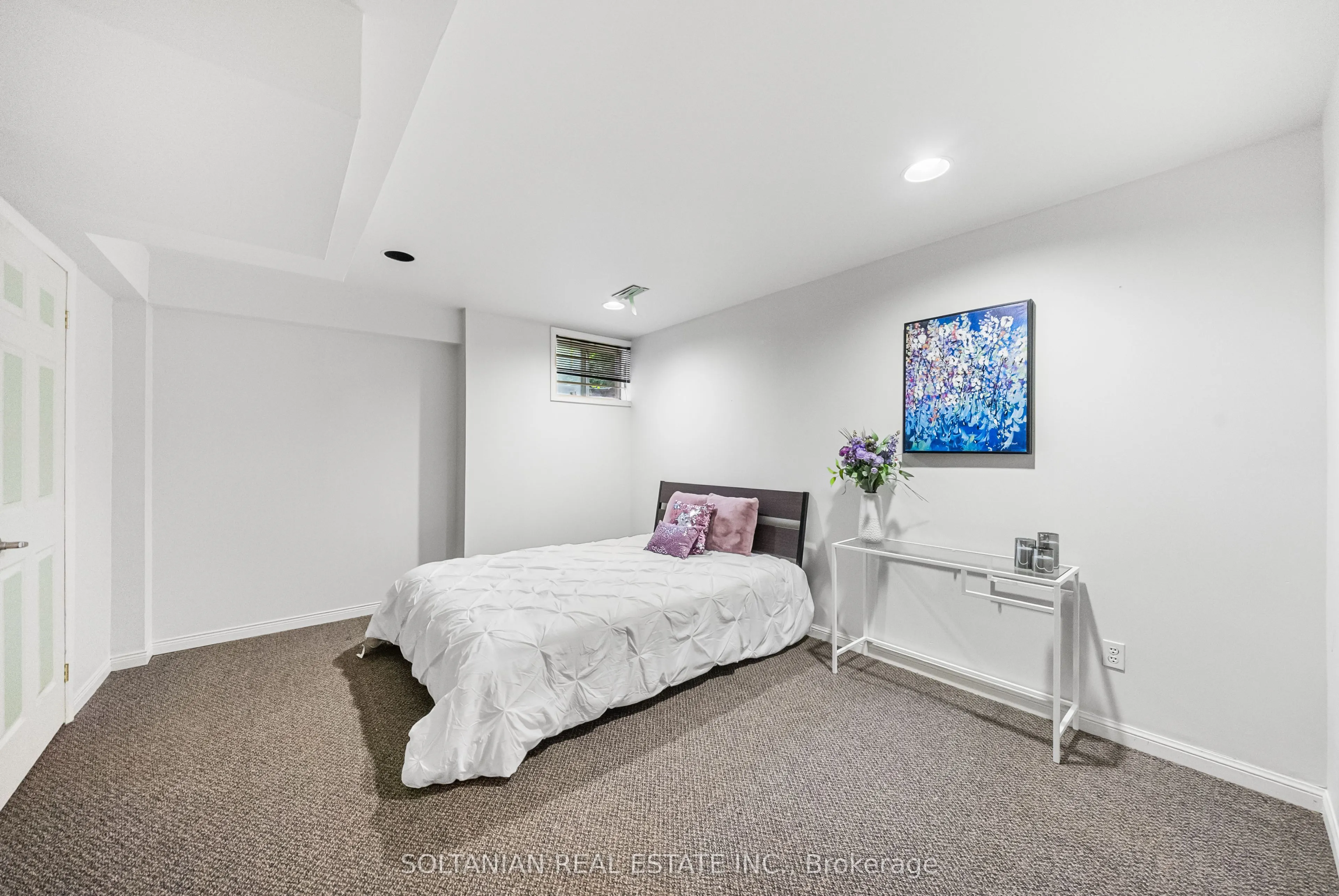 15 Wideford Place