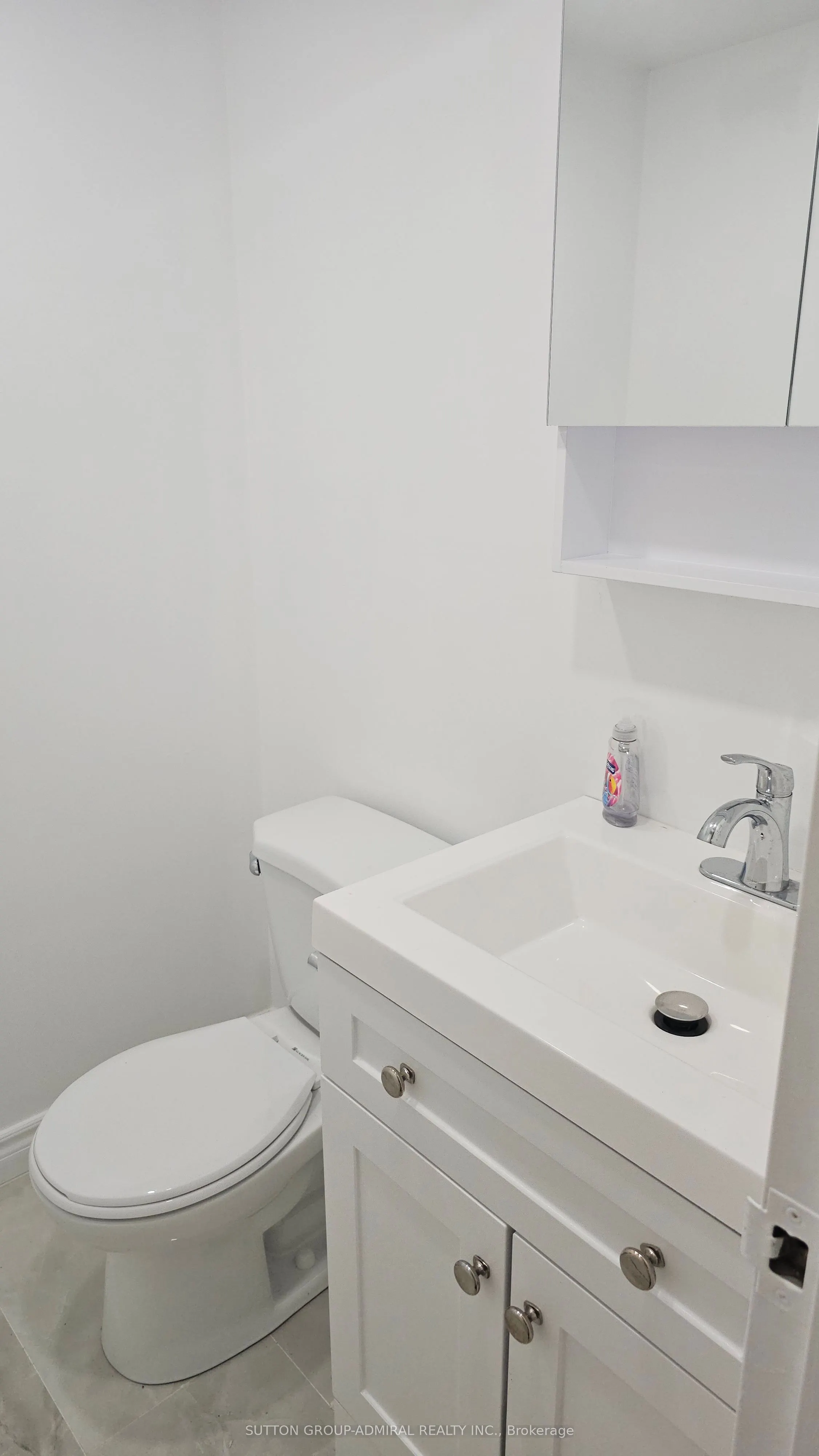 205 Hilda Avenue, #812