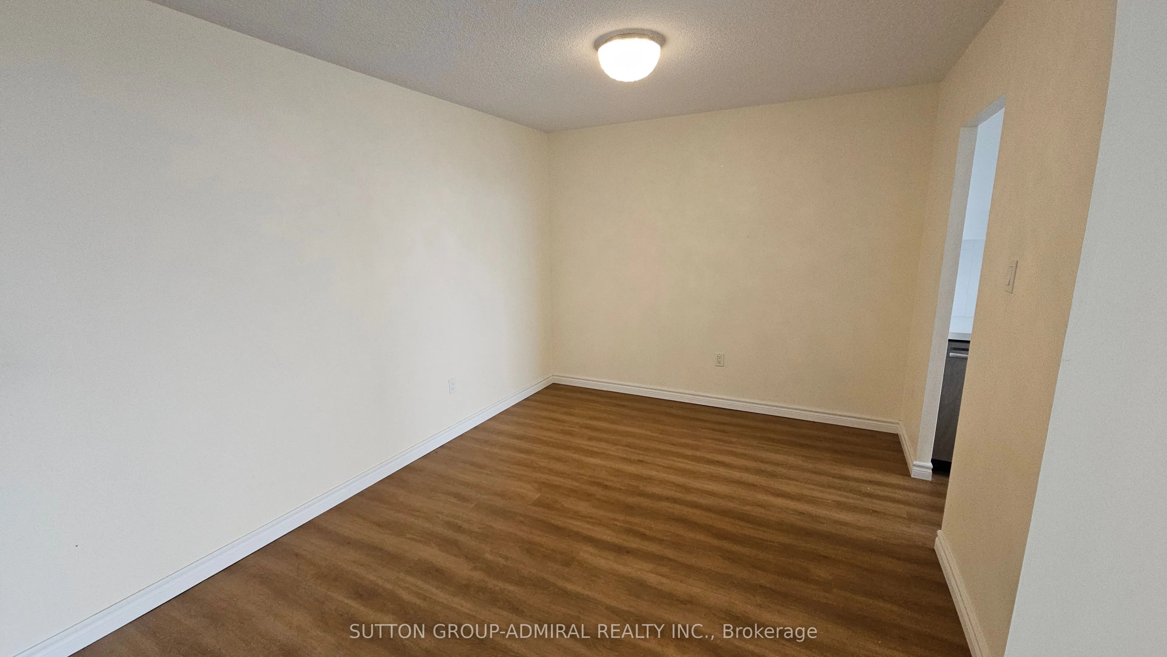 205 Hilda Avenue, #812