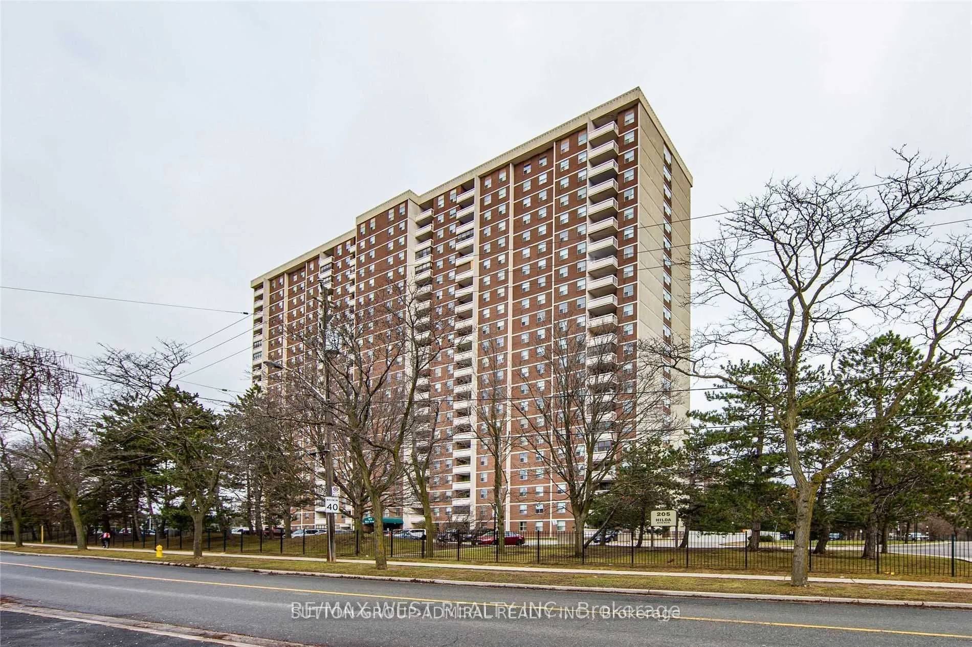 205 Hilda Avenue, #812