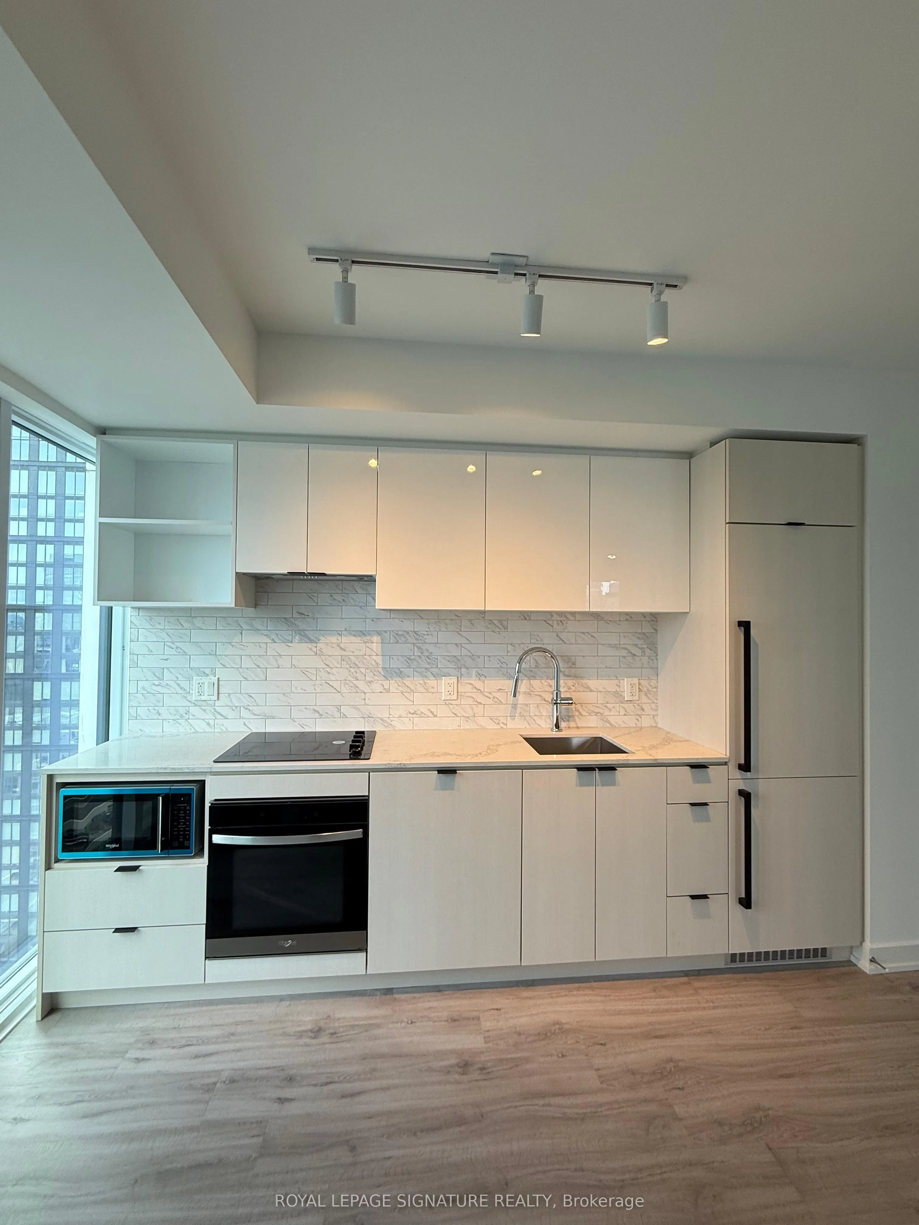 252 Church Street, #3706