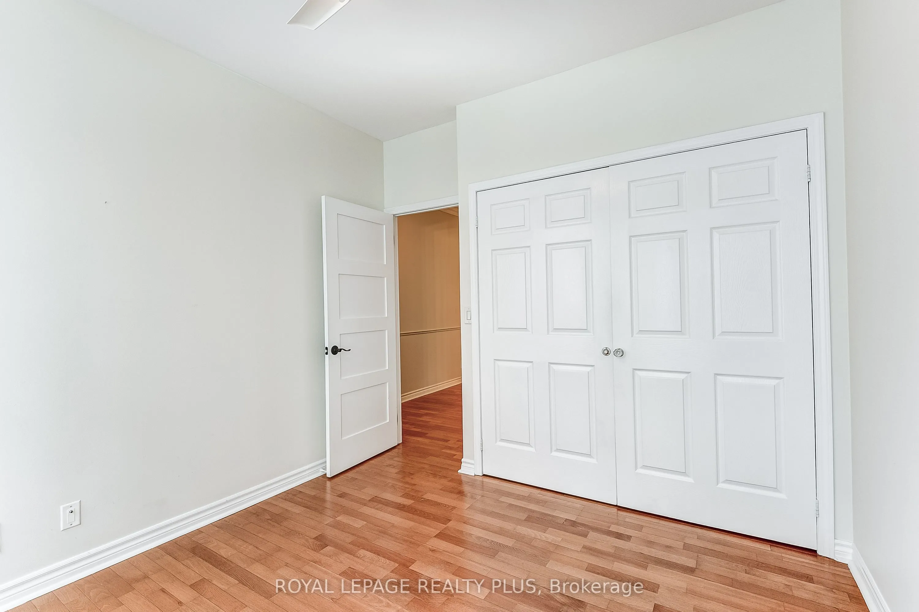 980 Yonge Street, #715