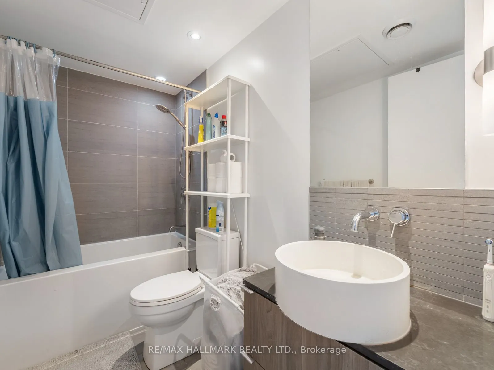 161 Roehampton Avenue, #2208