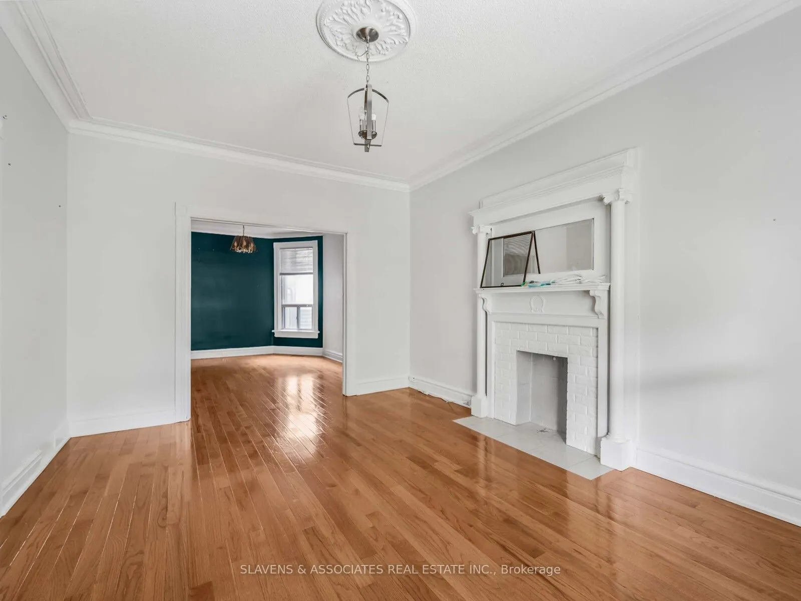 112 Wells Street