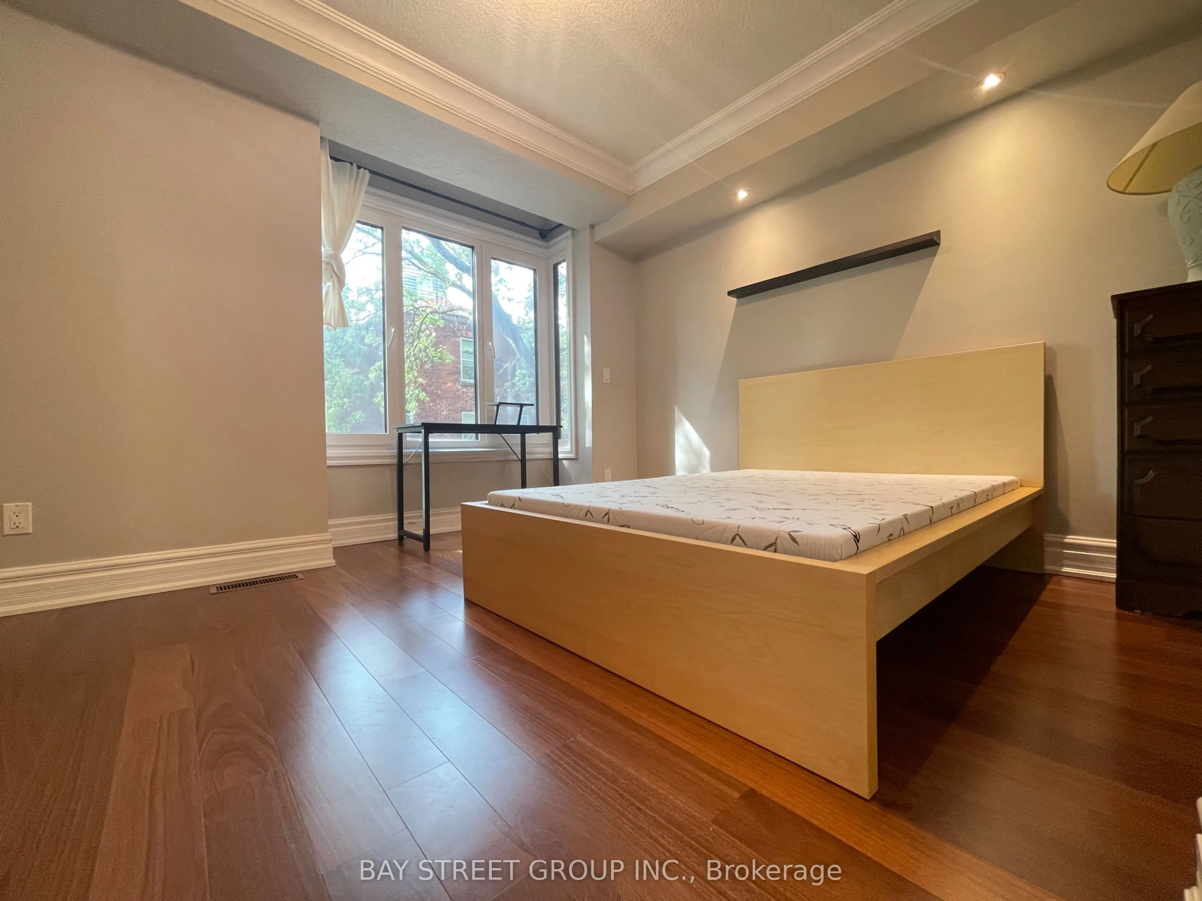217 Mutual Street, #Room 3