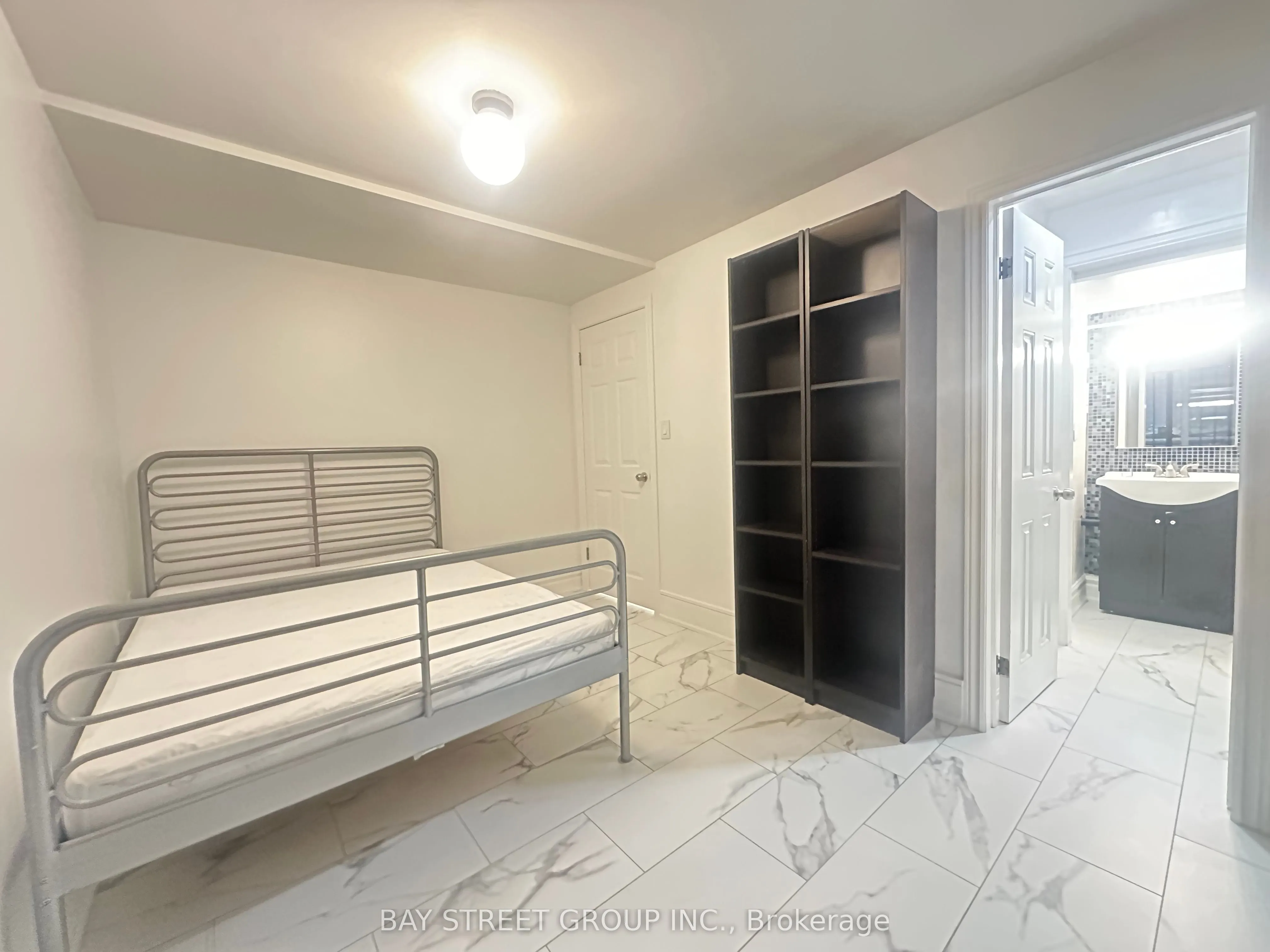 217 Mutual Street, #Basement