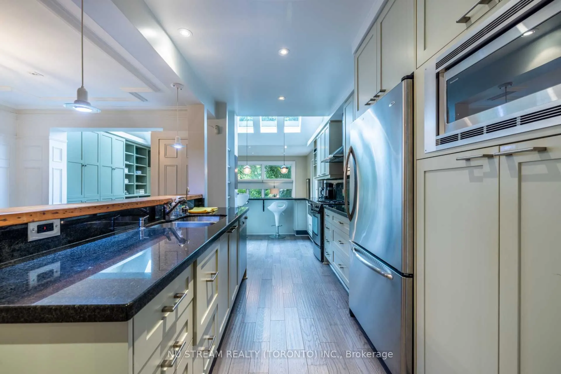 119 Lascelles Boulevard