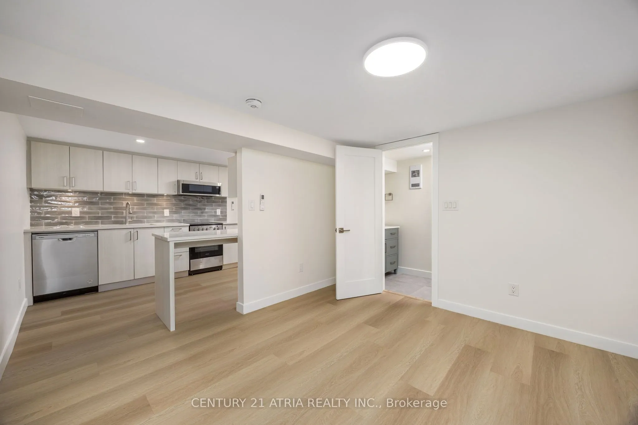 451 Lansdowne Avenue, #Basement Rear Unit