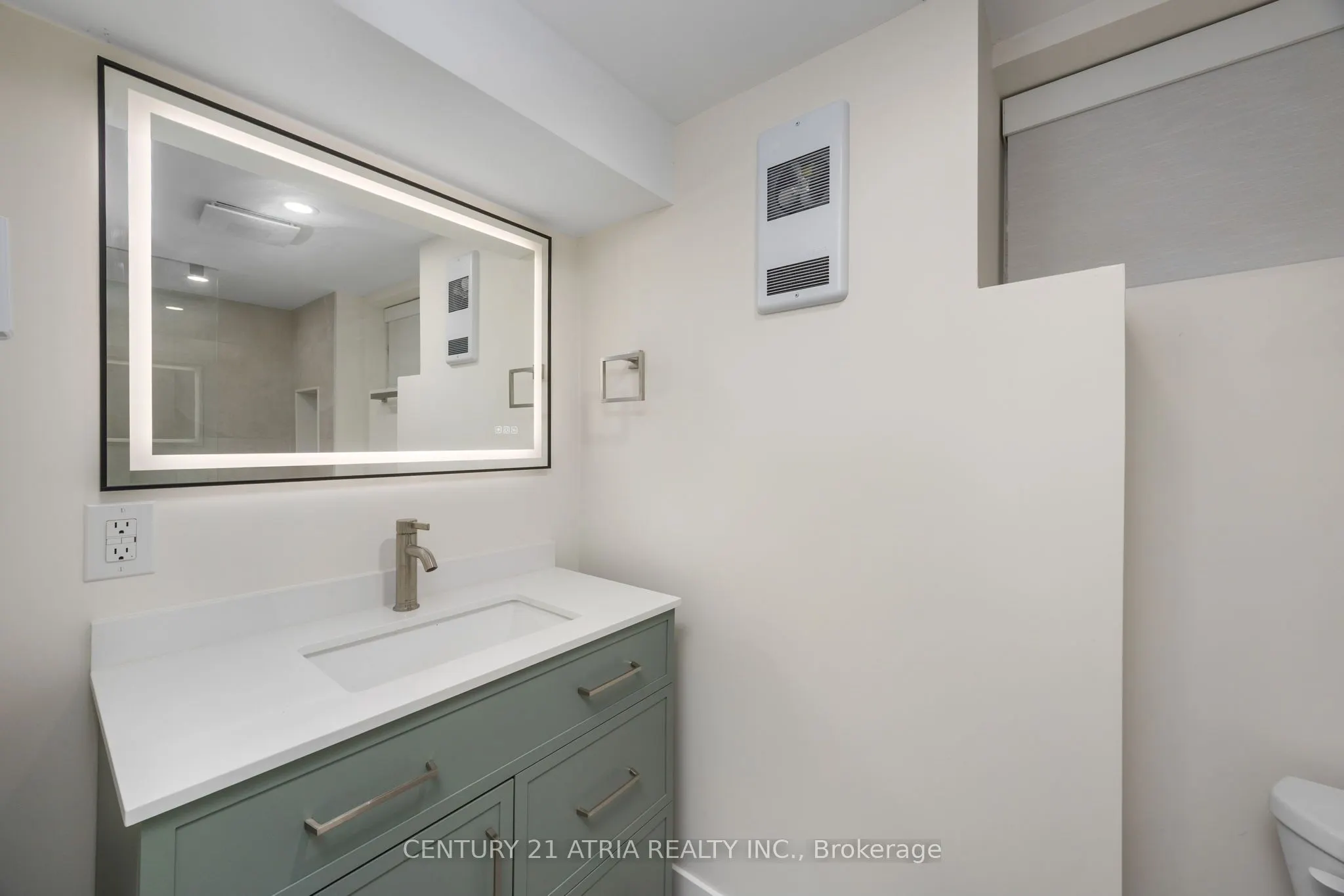 451 Lansdowne Avenue, #Basement Rear Unit
