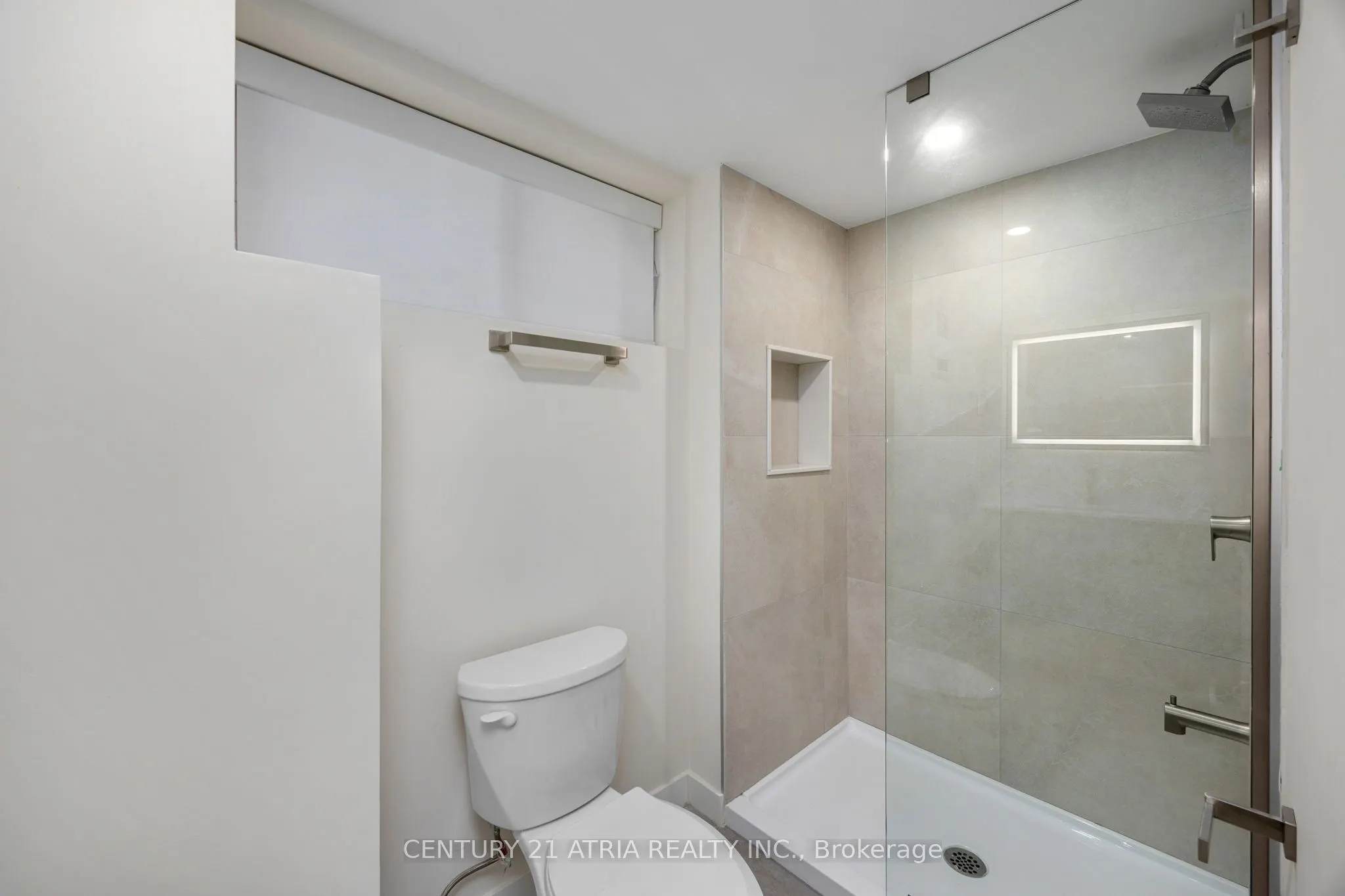 451 Lansdowne Avenue, #Basement Rear Unit