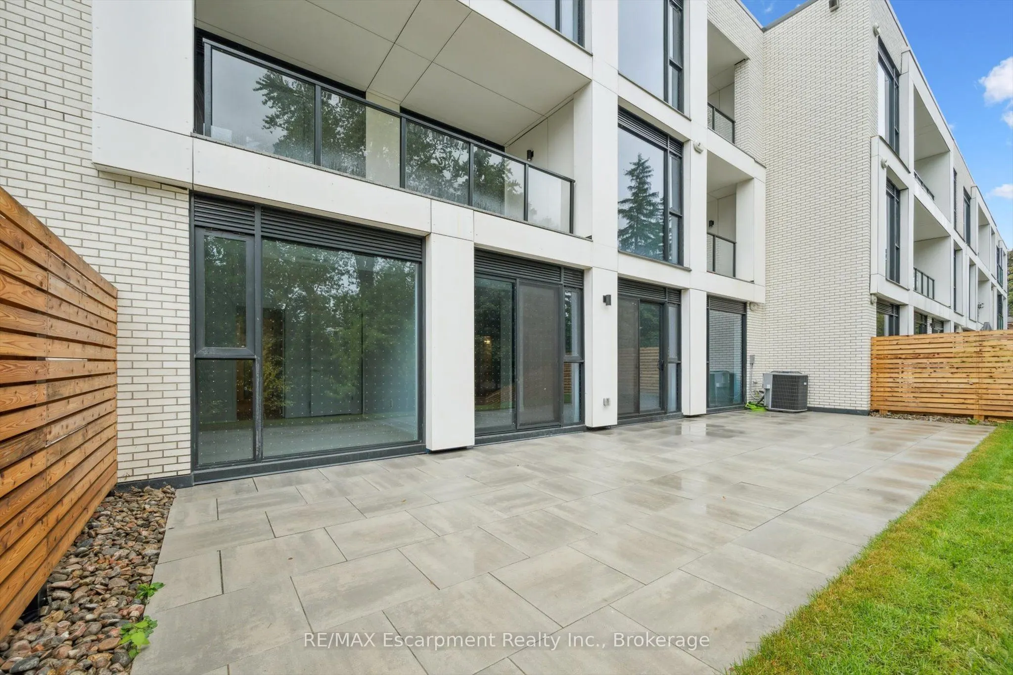 200 Keewatin Avenue, #201