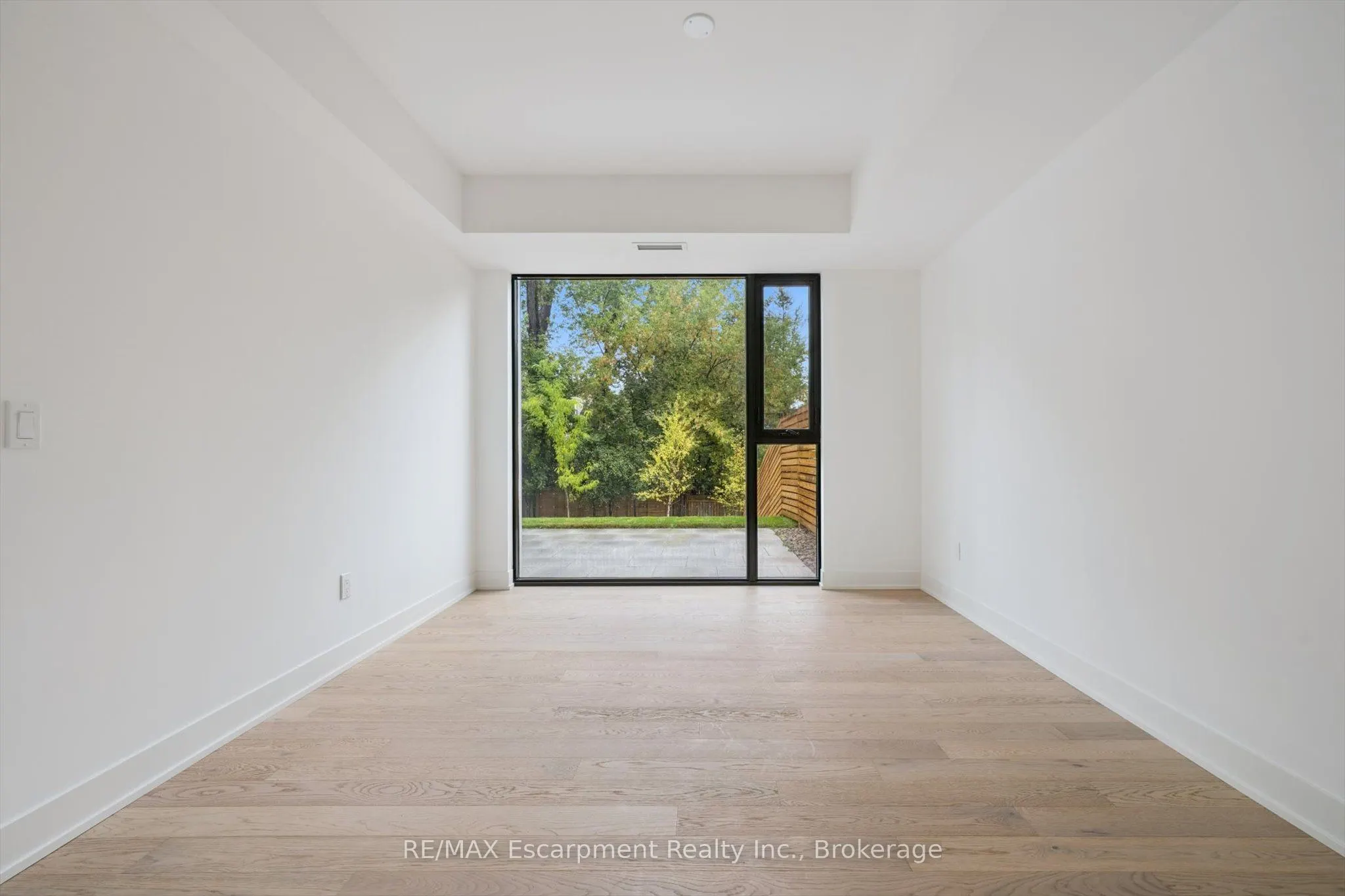 200 Keewatin Avenue, #201