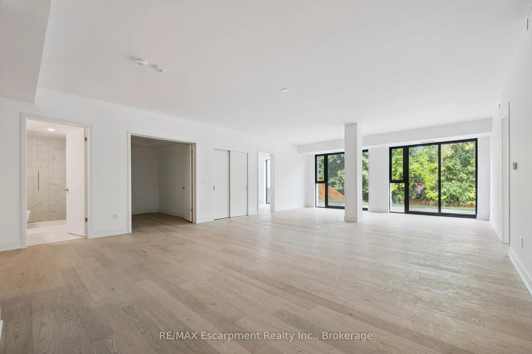 200 Keewatin Avenue, #201