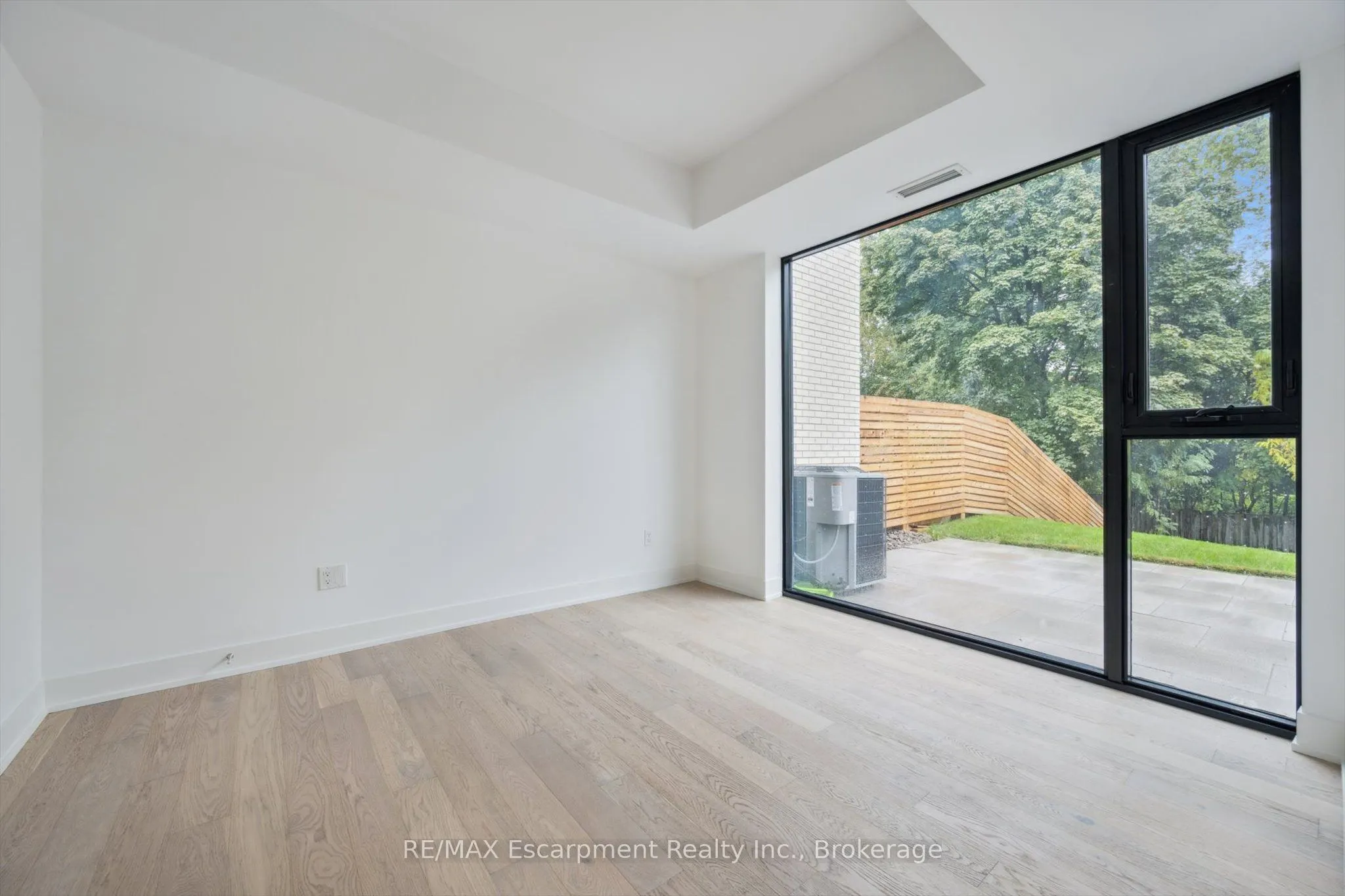 200 Keewatin Avenue, #201