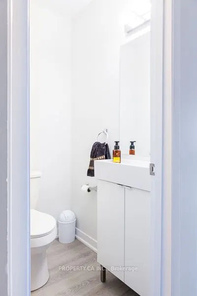 48A Dewson Street, #Unit 3