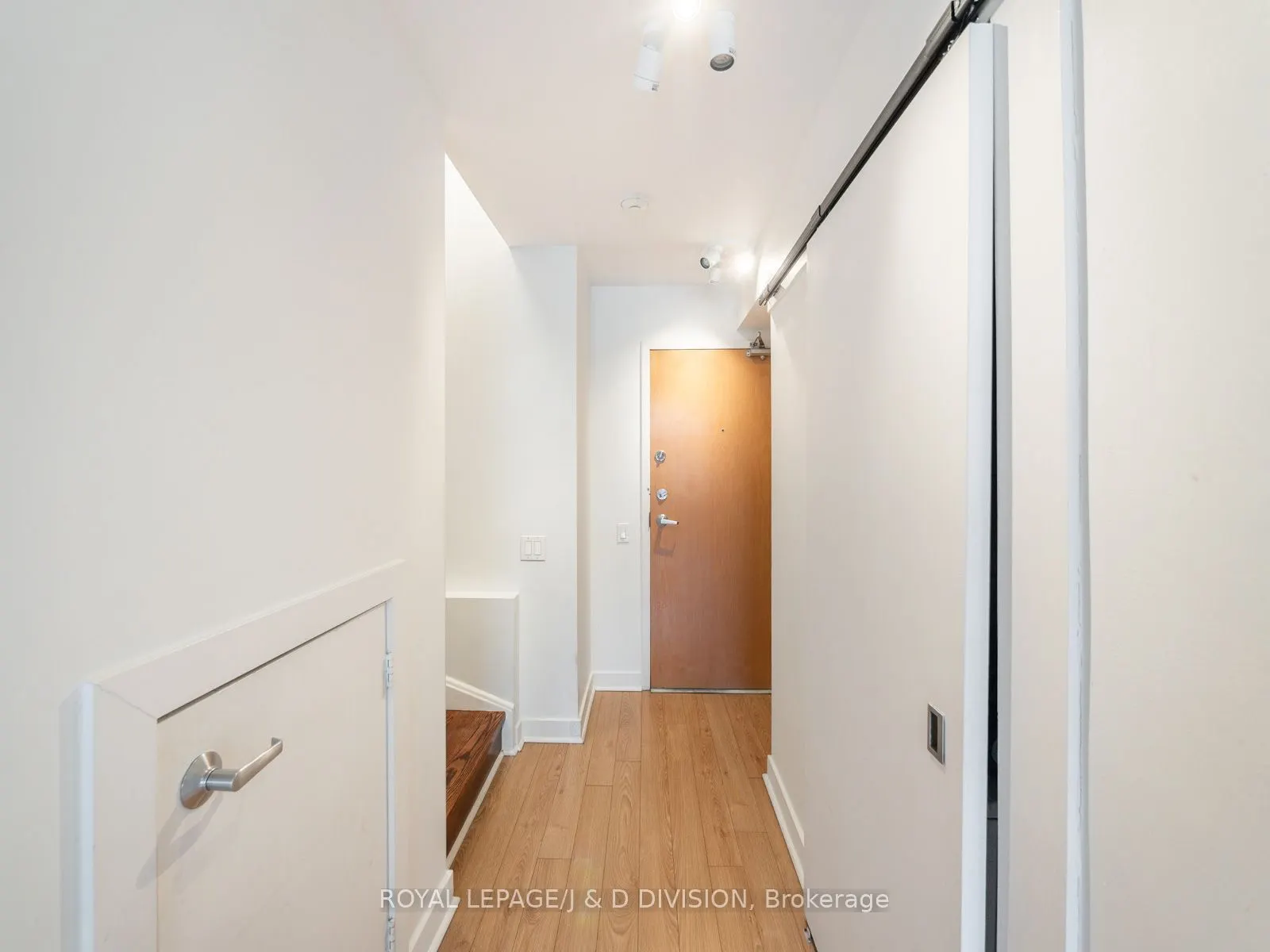 77 Lombard Street, #308
