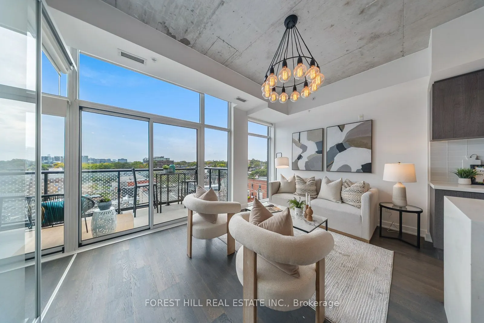 109 Ossington Avenue, #PH607