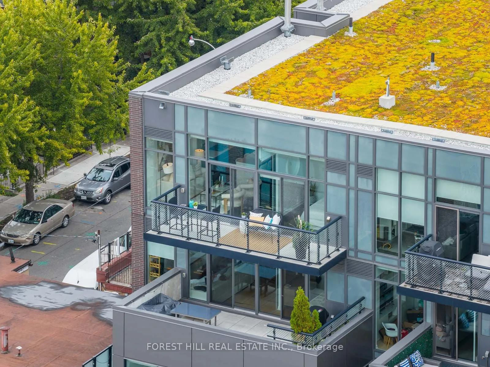 109 Ossington Avenue, #PH607