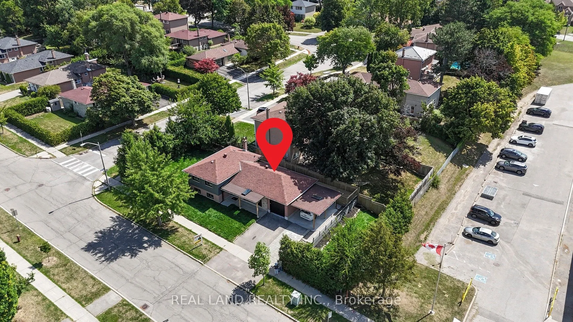 38 Cresthaven Drive