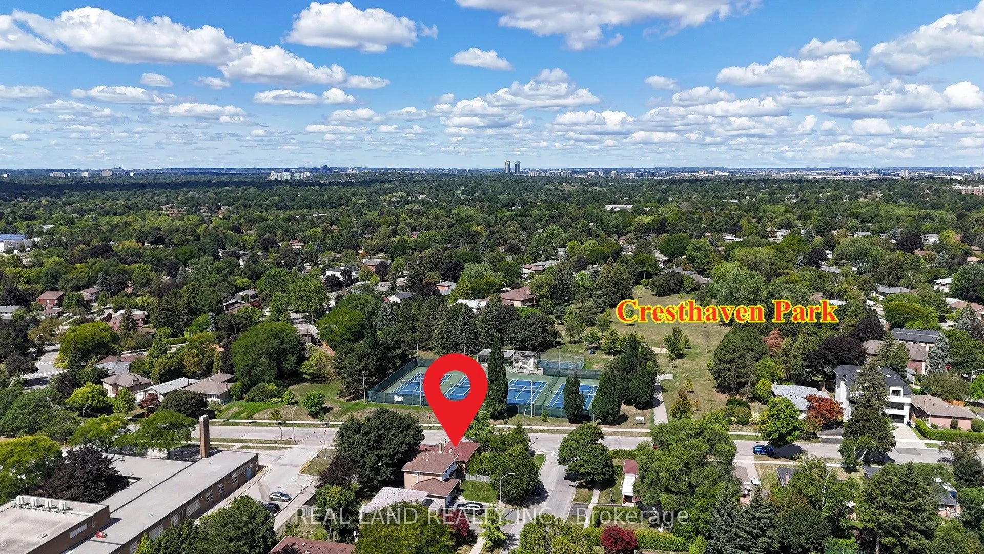 38 Cresthaven Drive