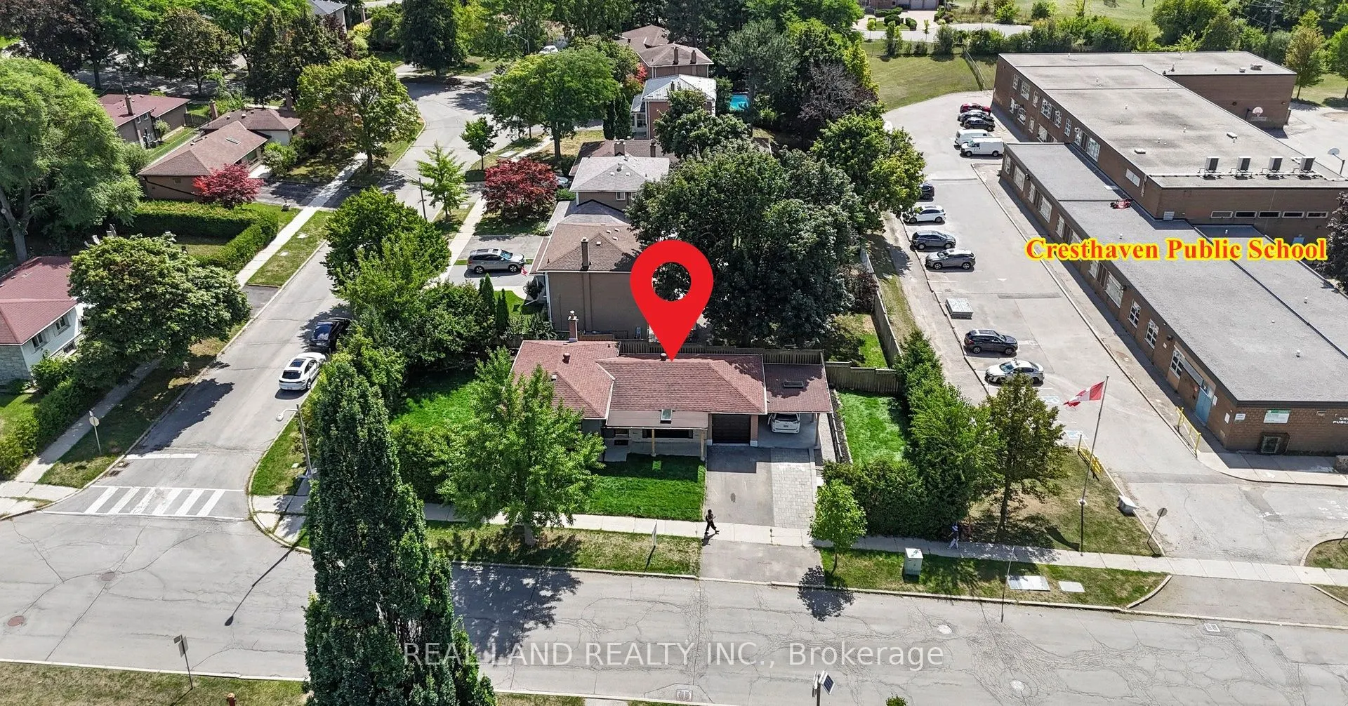 38 Cresthaven Drive