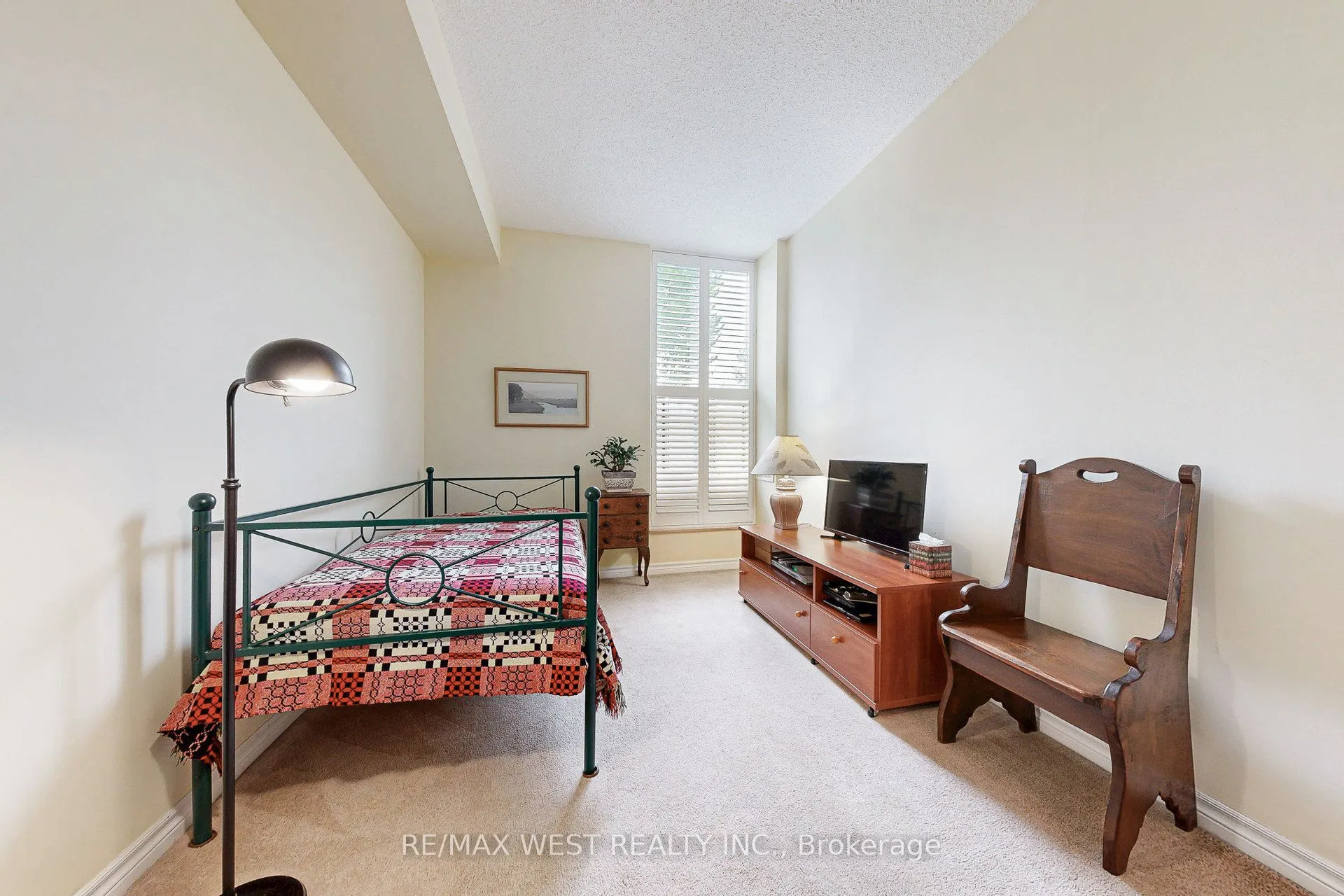 20 Fashion Rose Way, #104