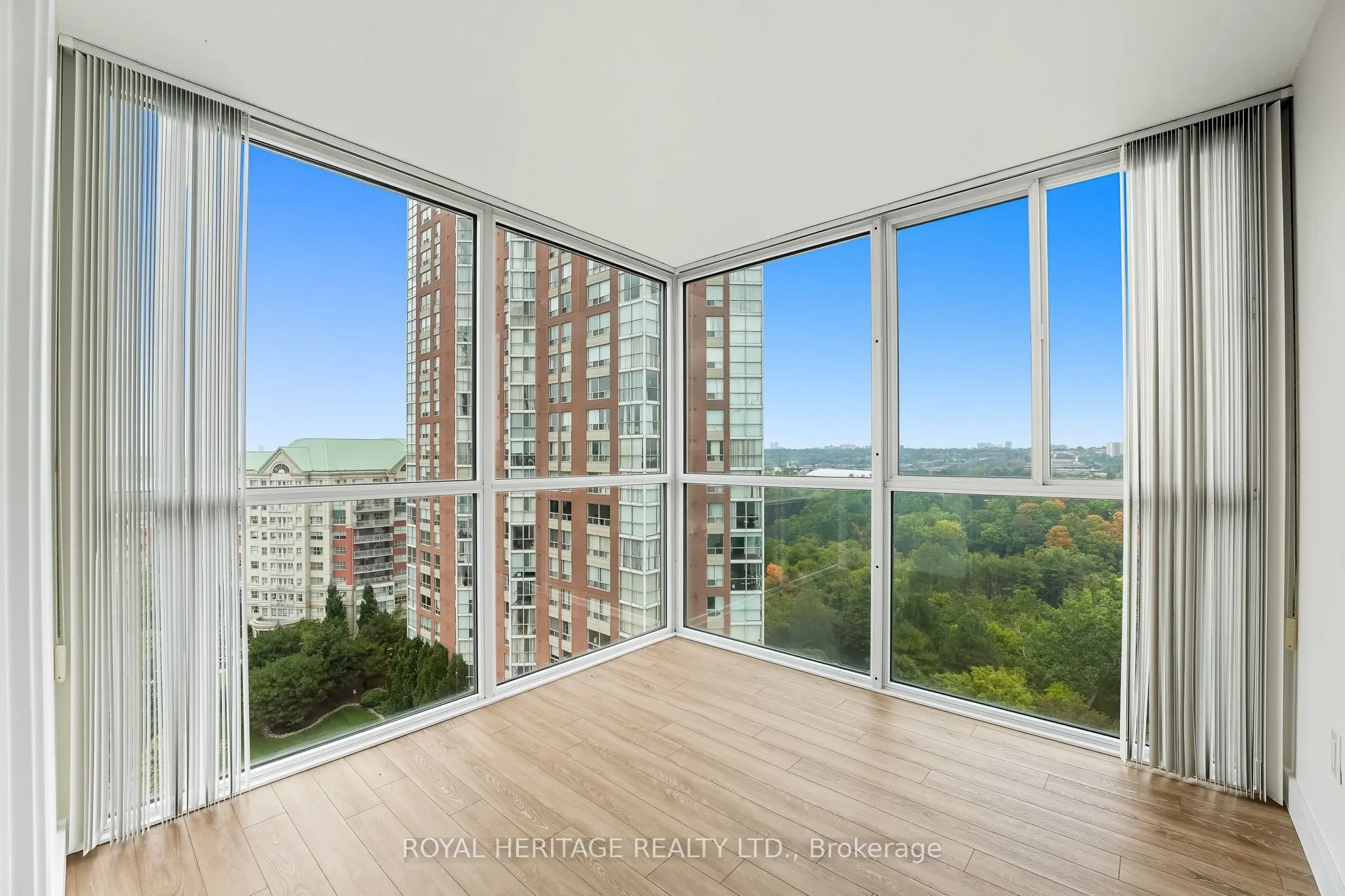 5 Concorde Place, #1208
