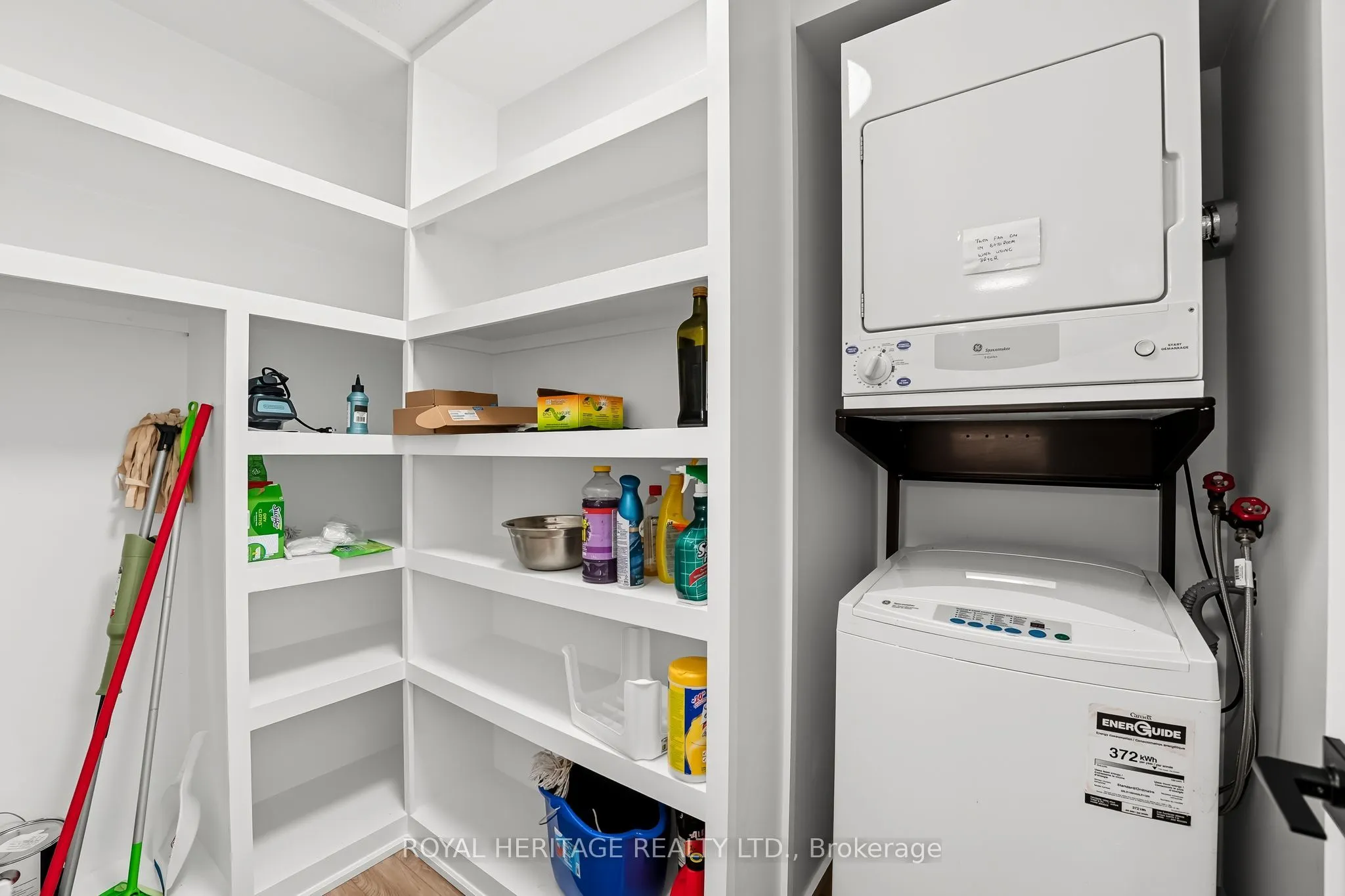5 Concorde Place, #1208
