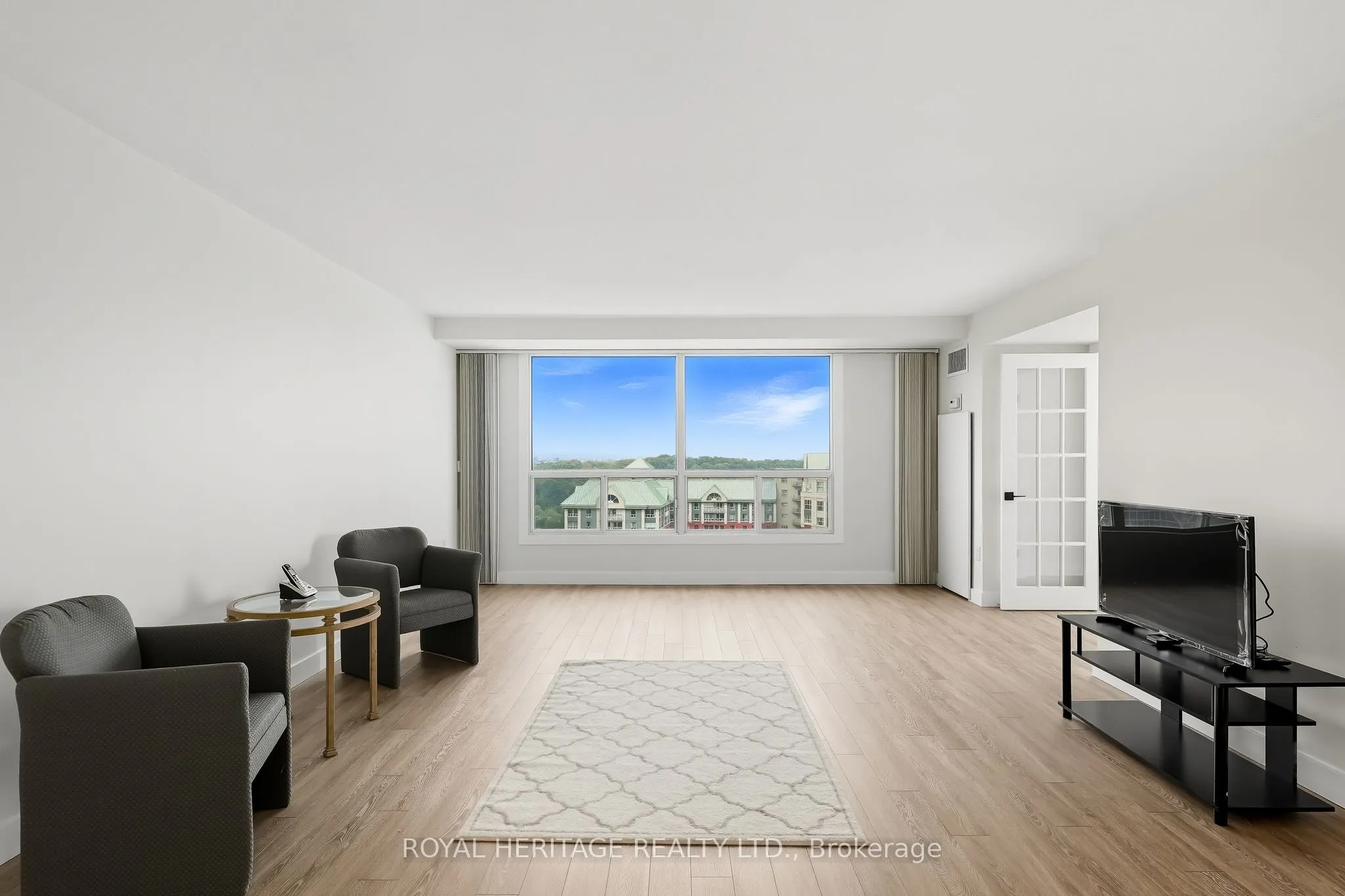 5 Concorde Place, #1208