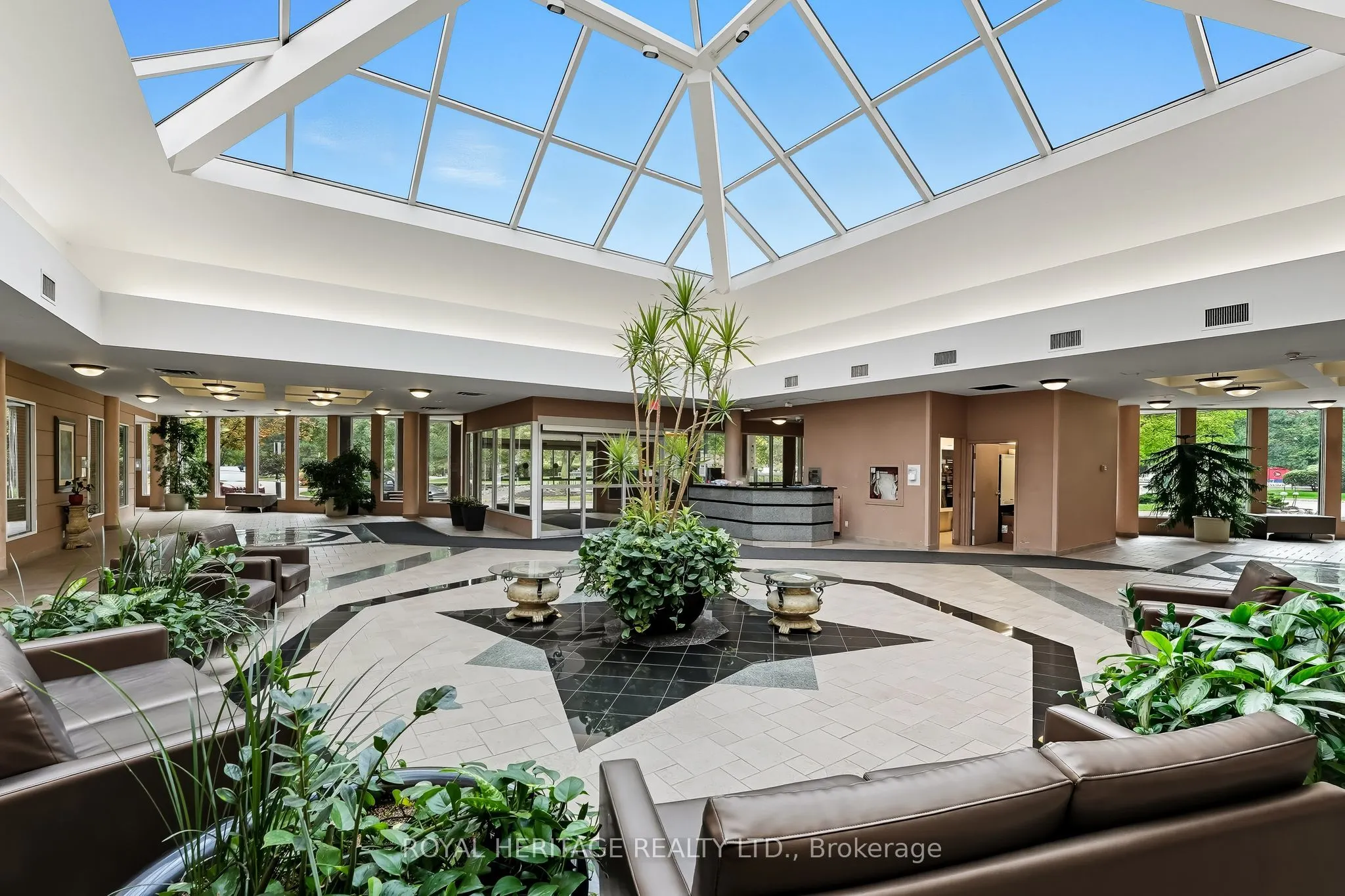 5 Concorde Place, #1208