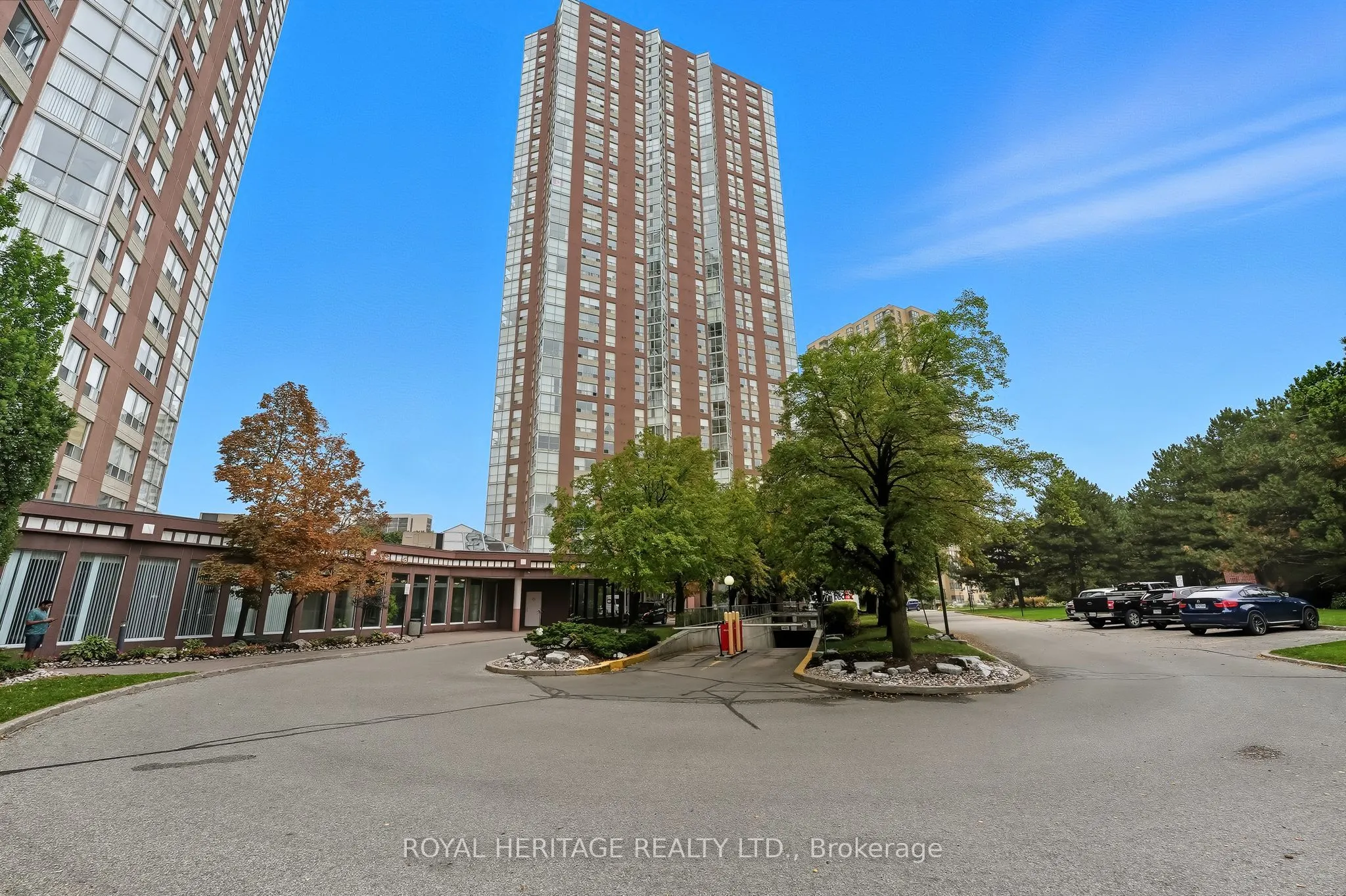 5 Concorde Place, #1208