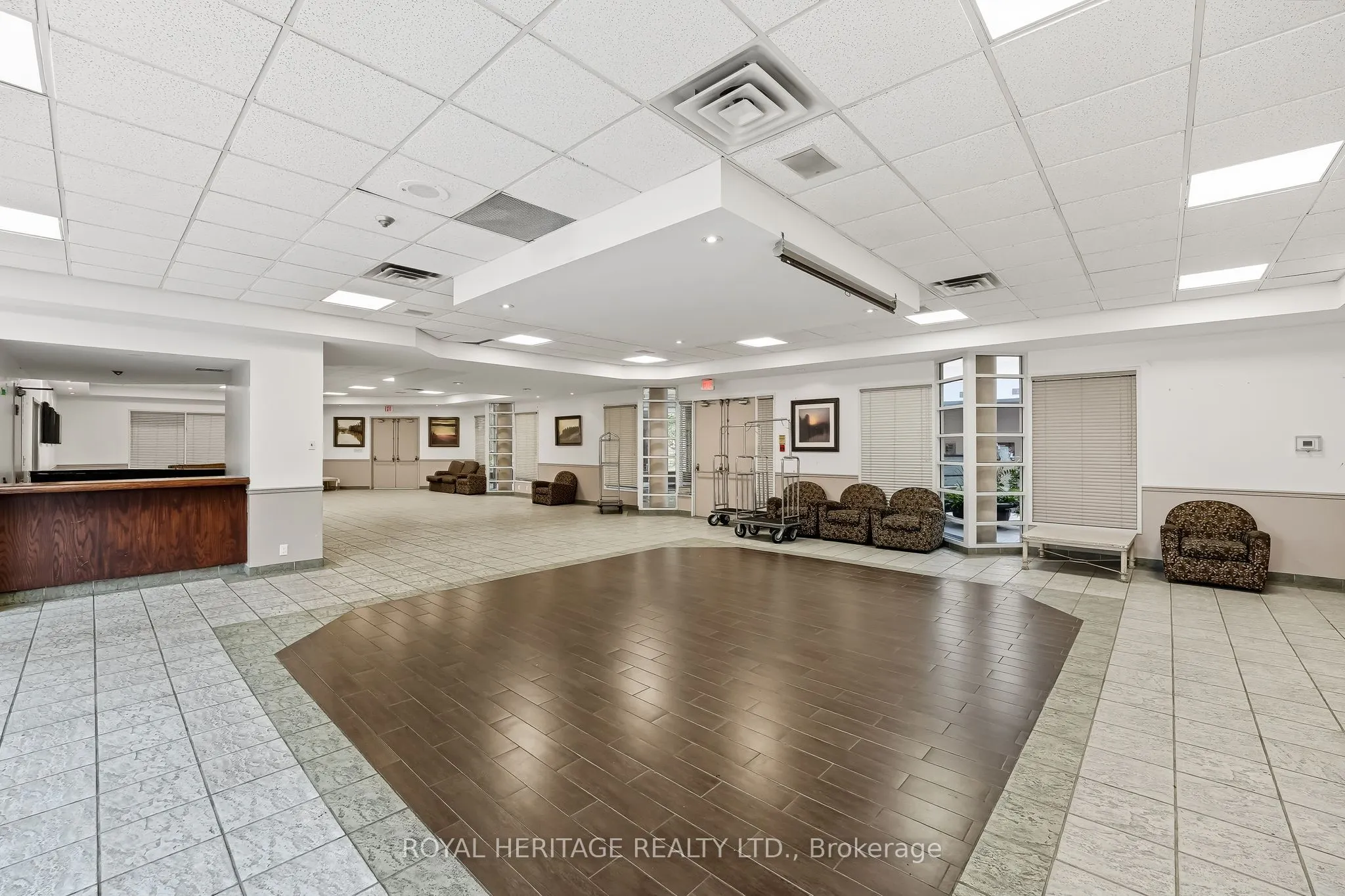 5 Concorde Place, #1208