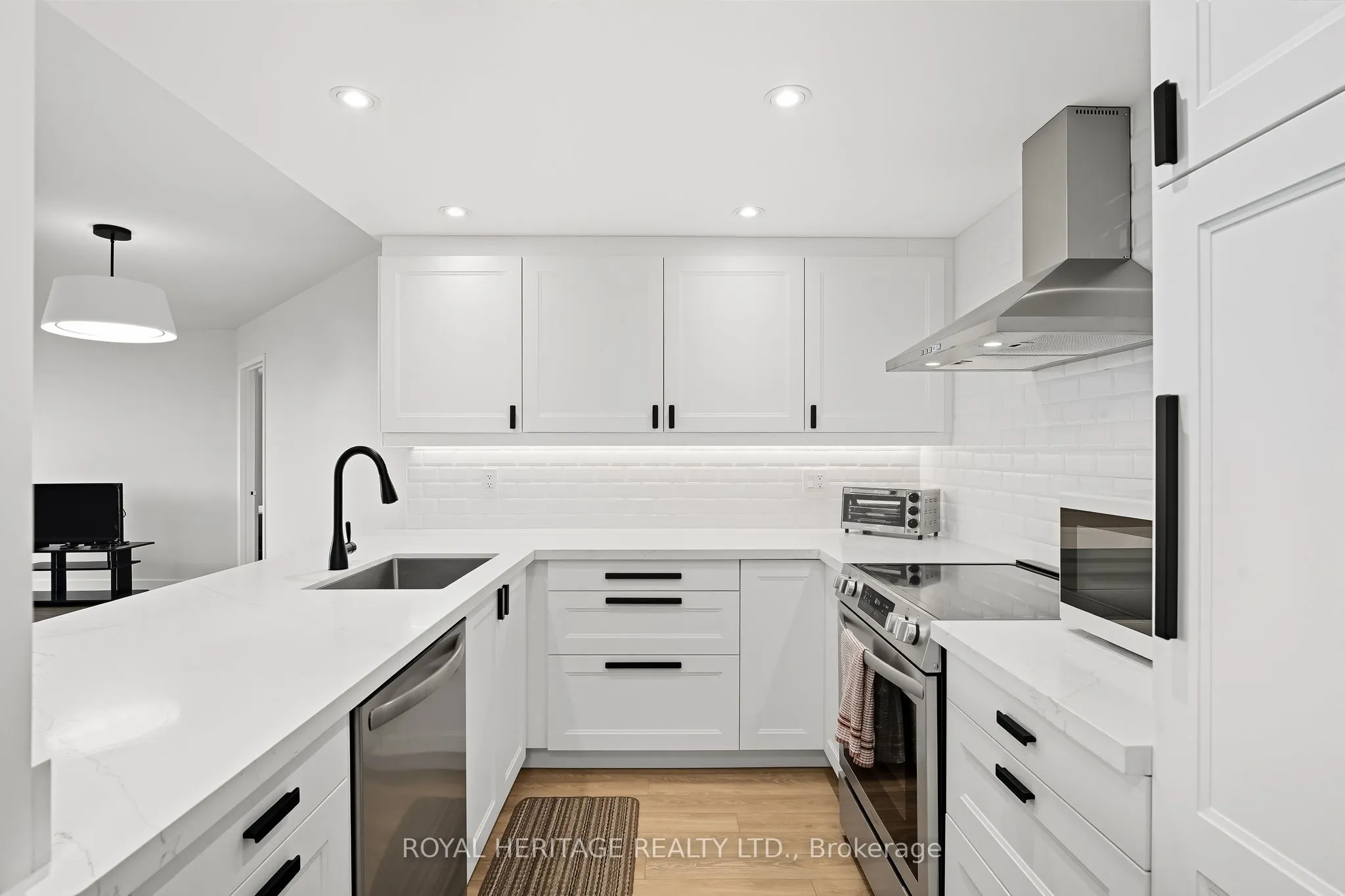 5 Concorde Place, #1208