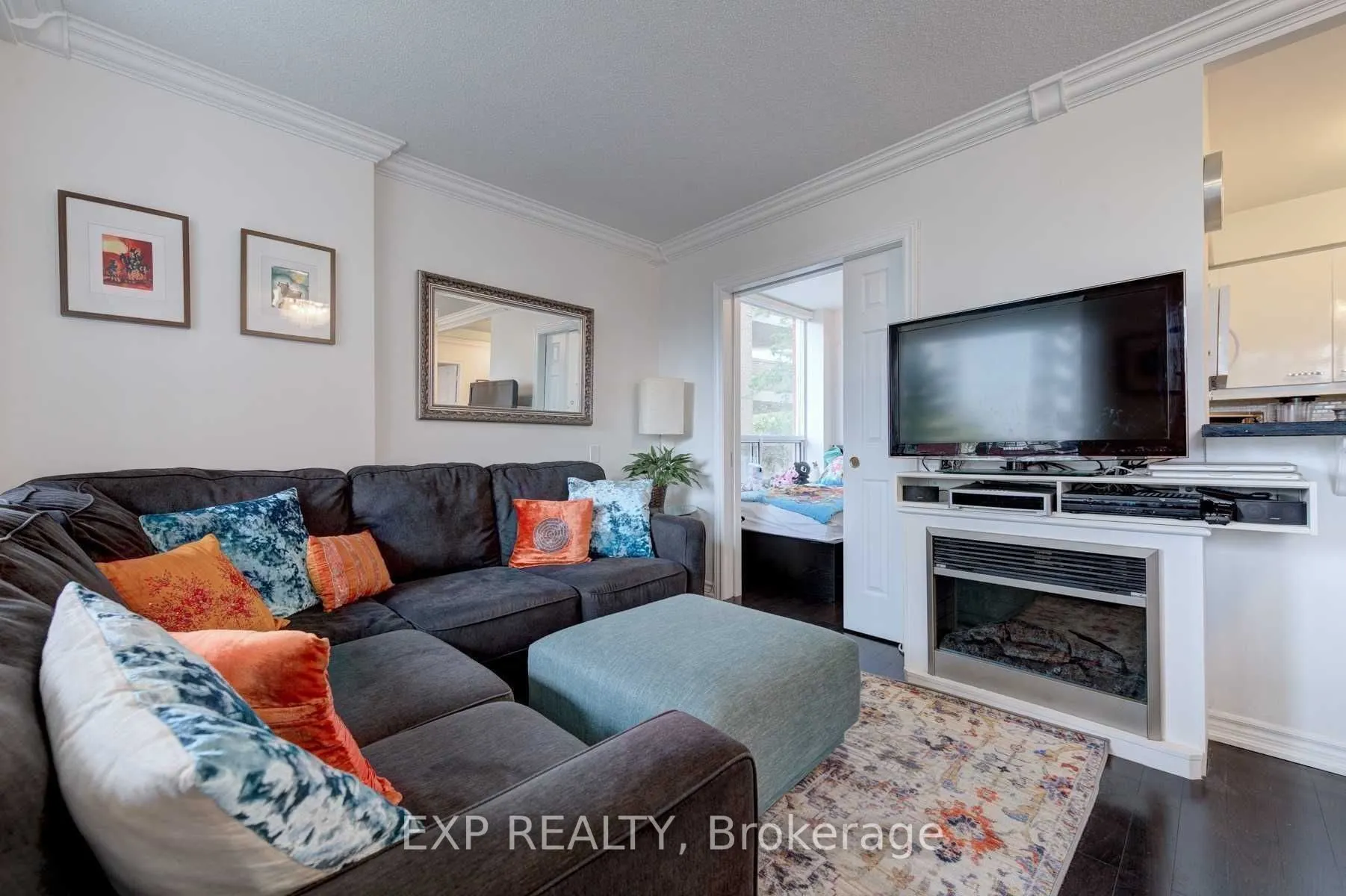 300 Balliol Street NW, #302