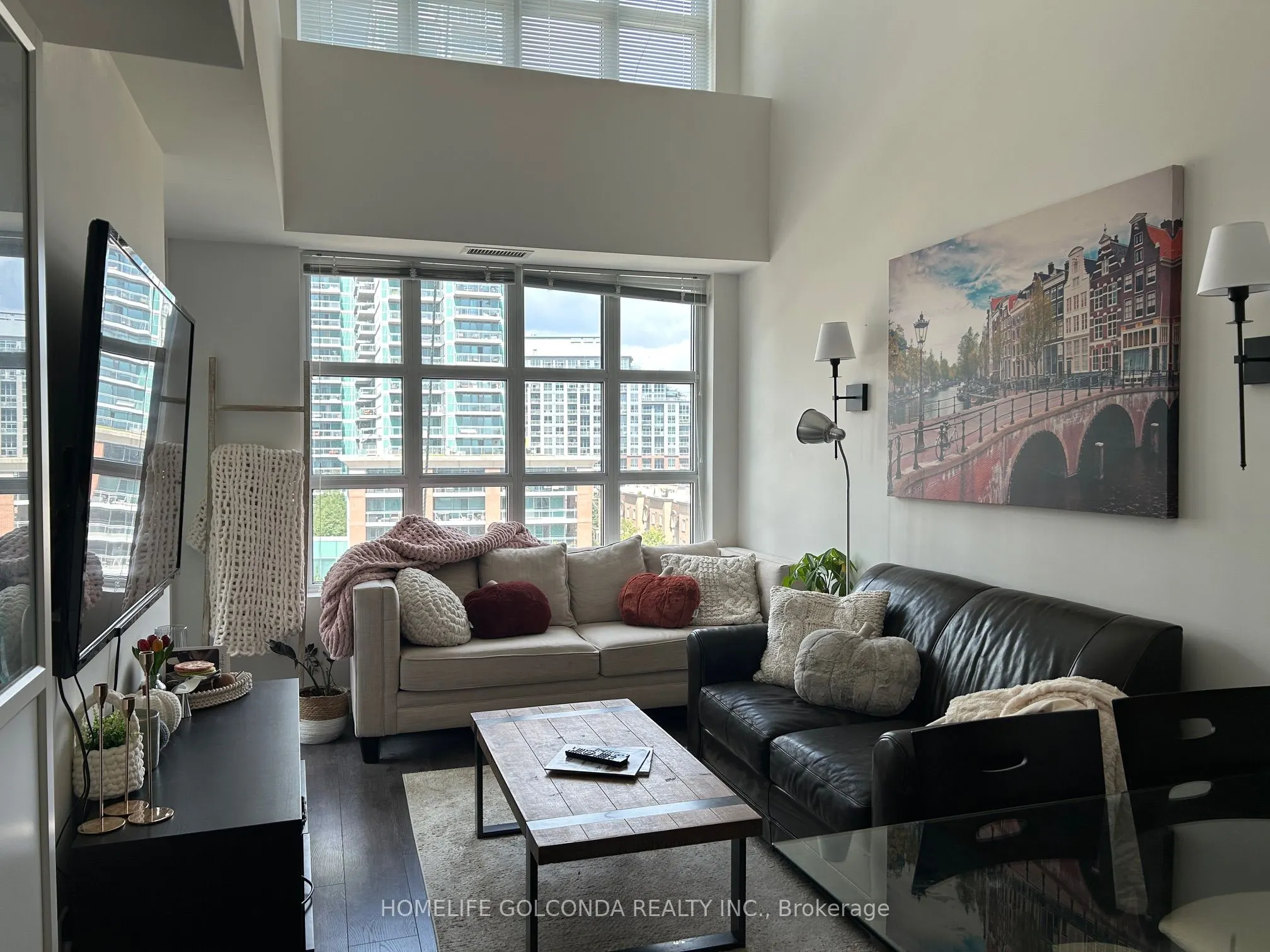 65 East Liberty Street, #912