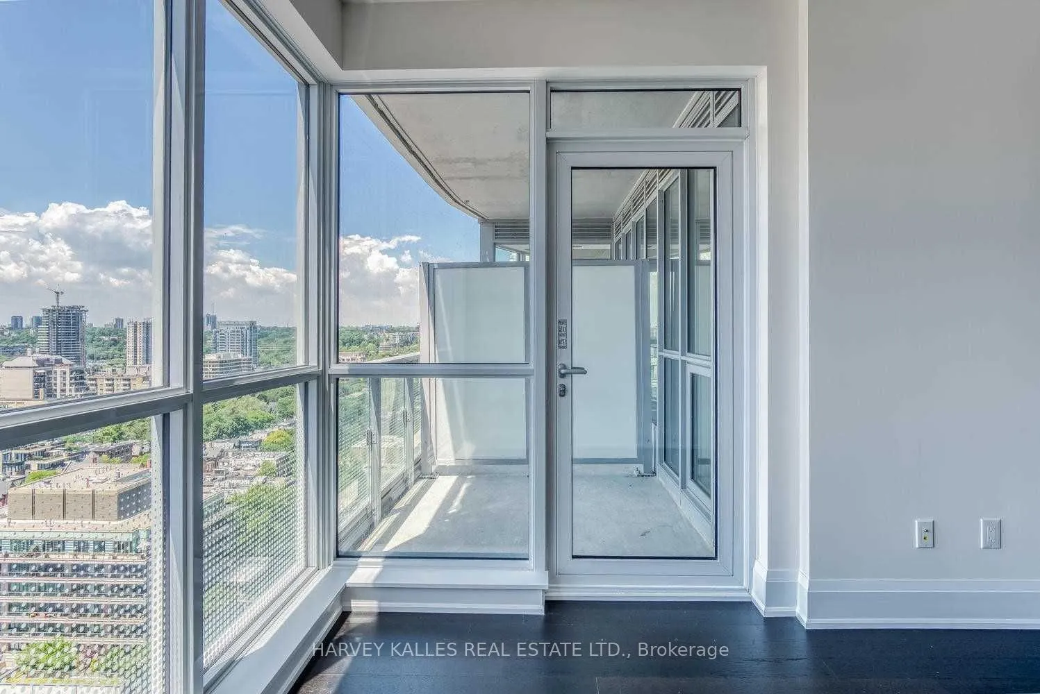 88 Cumberland Street, #2103