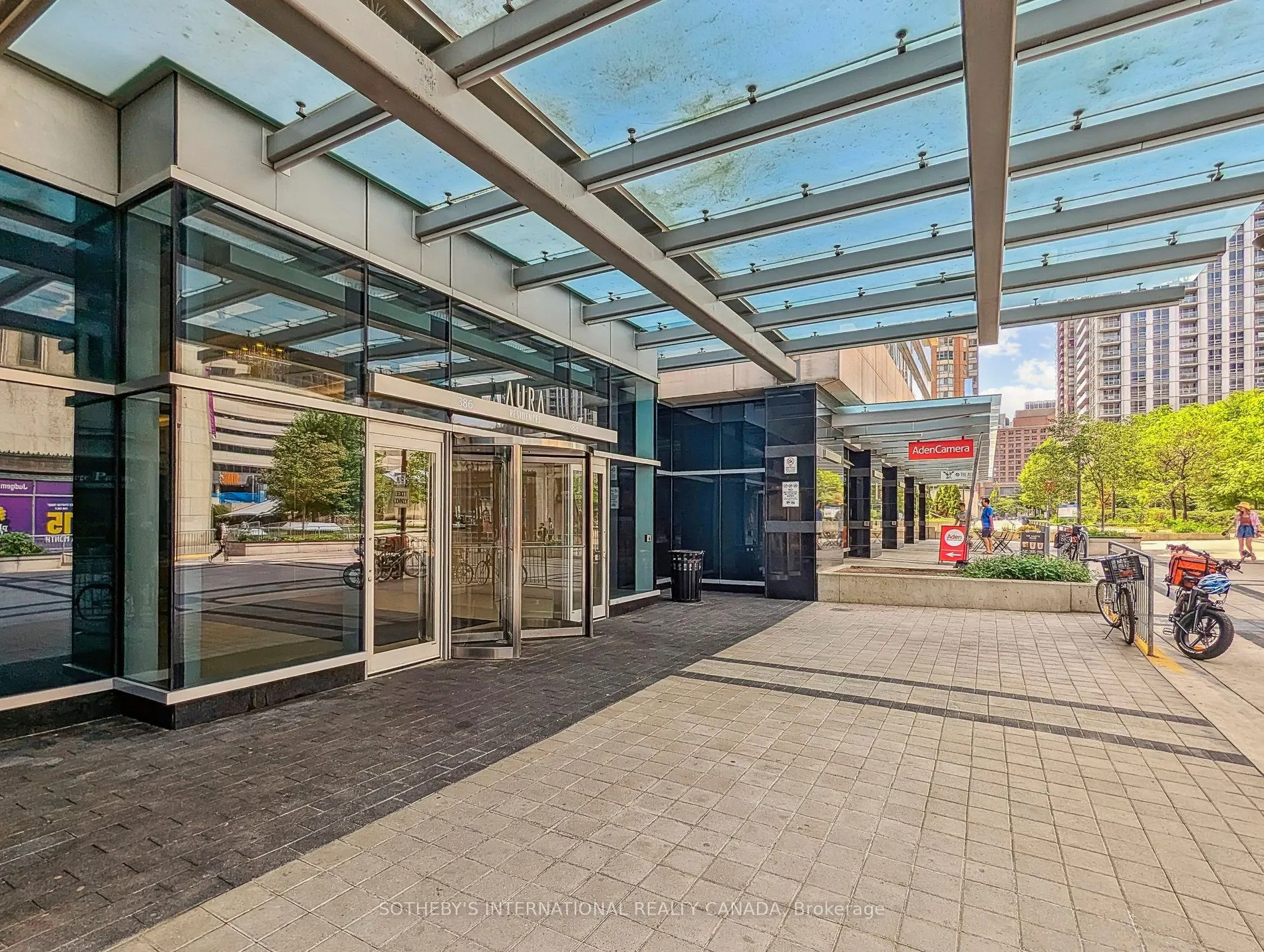 386 Yonge Street, #602