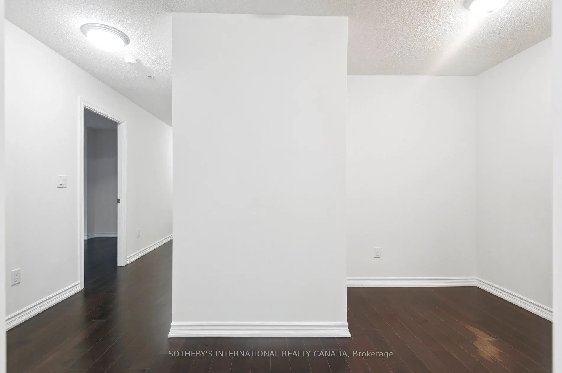 386 Yonge Street, #602