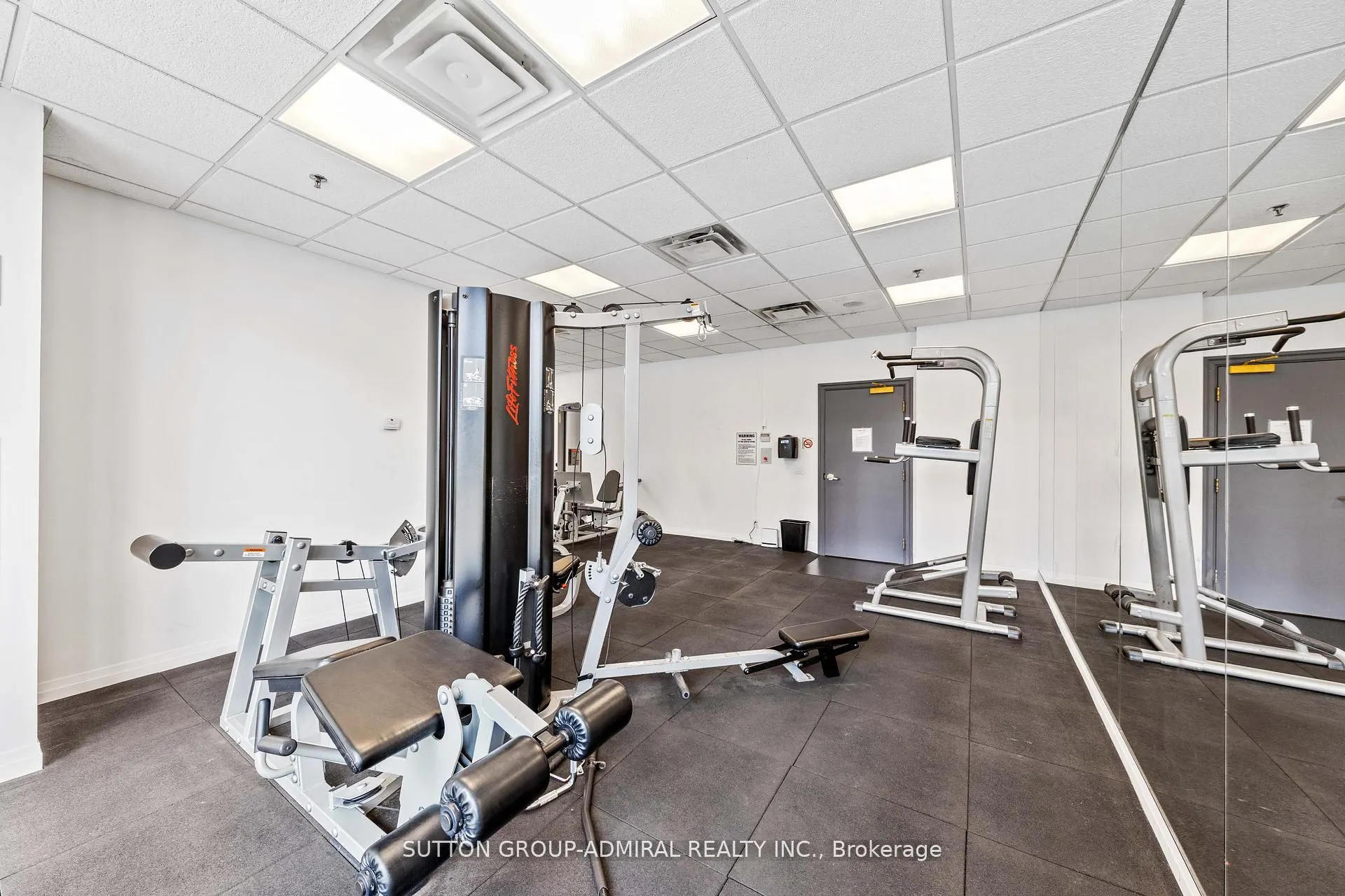 51 Lower Simcoe Street, #210