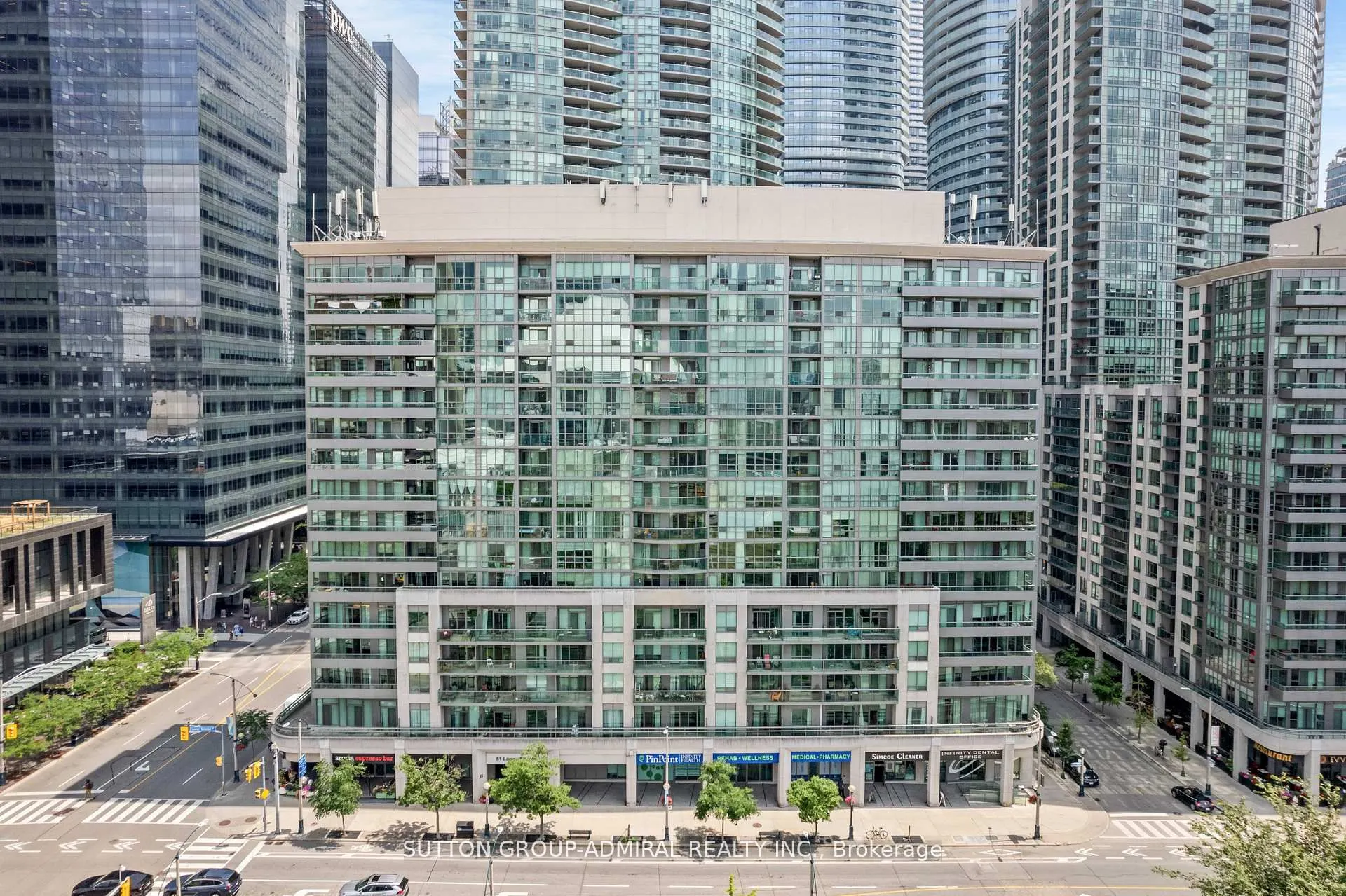 51 Lower Simcoe Street, #210
