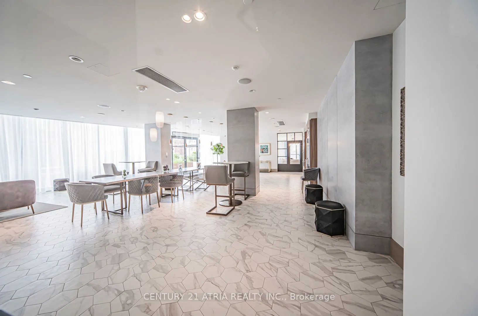 60 Shuter Street, #307