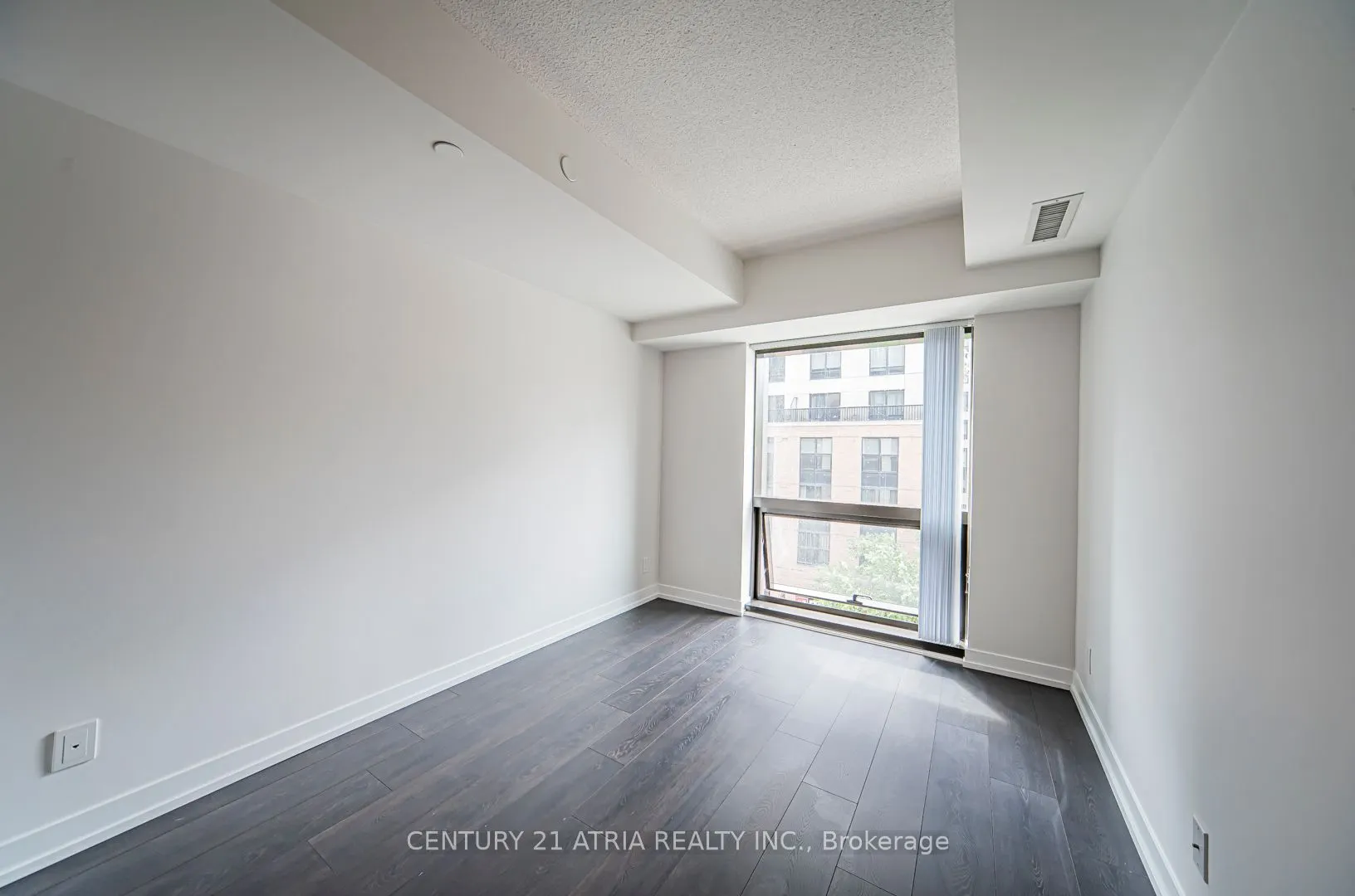 60 Shuter Street, #307