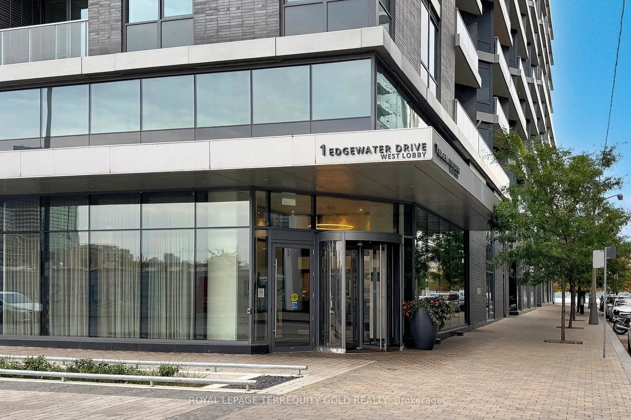 1 Edgewater Drive, #712