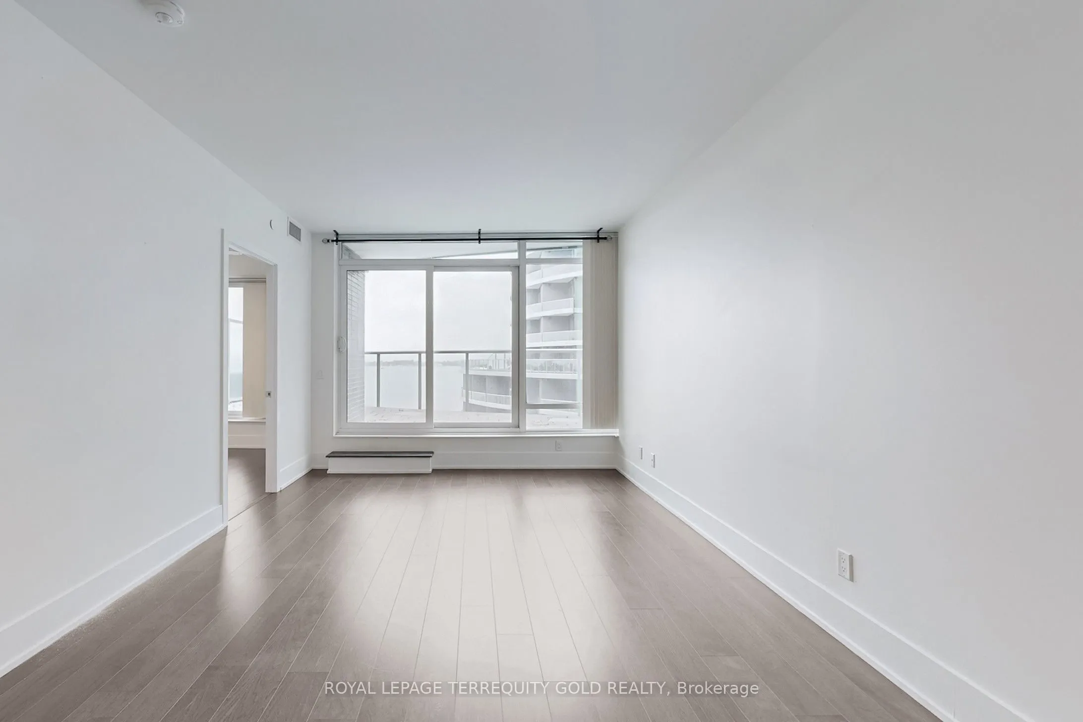 1 Edgewater Drive, #712