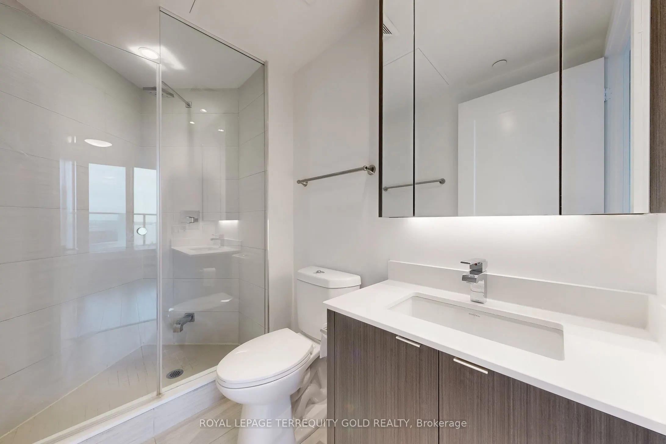1 Edgewater Drive, #712