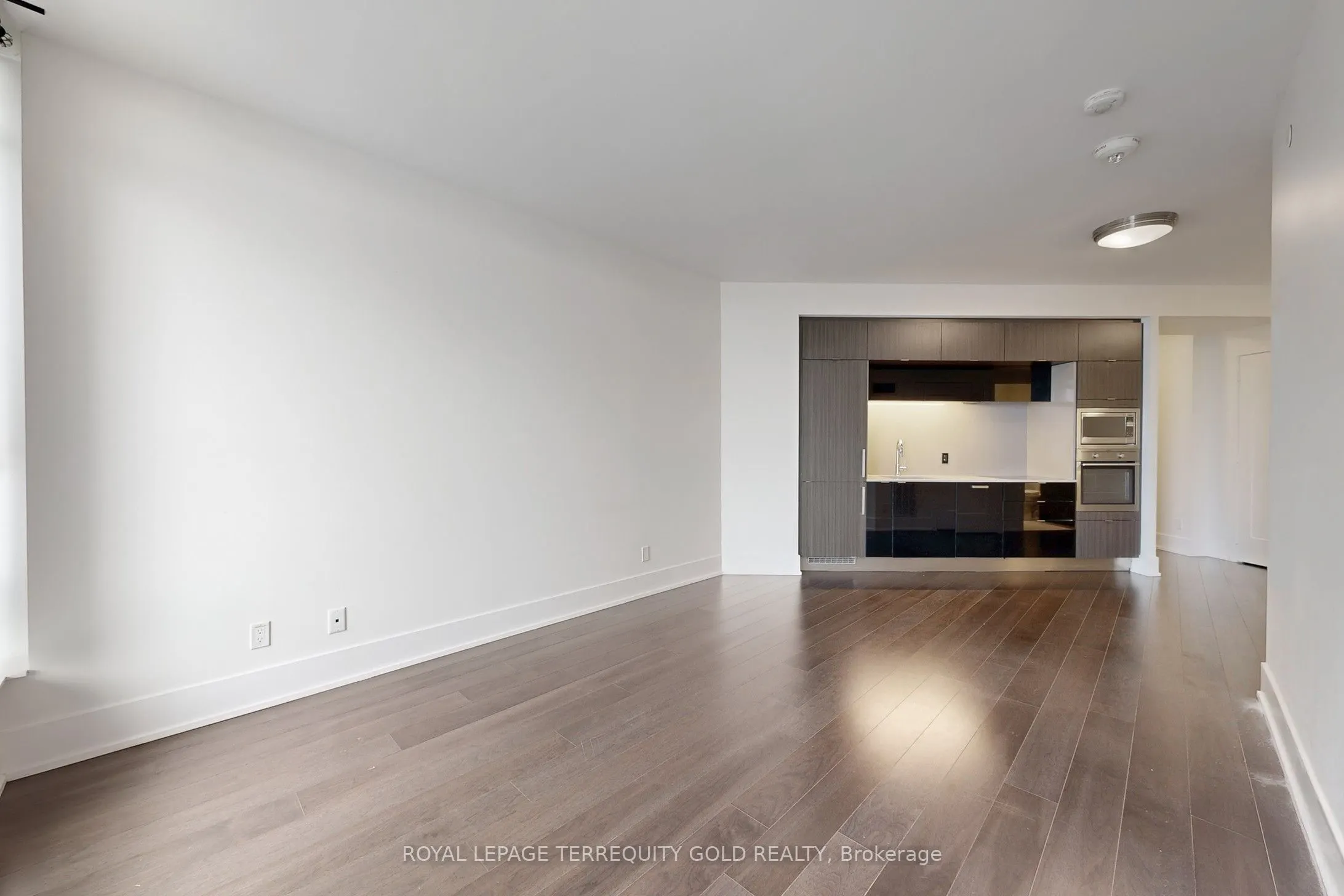 1 Edgewater Drive, #712