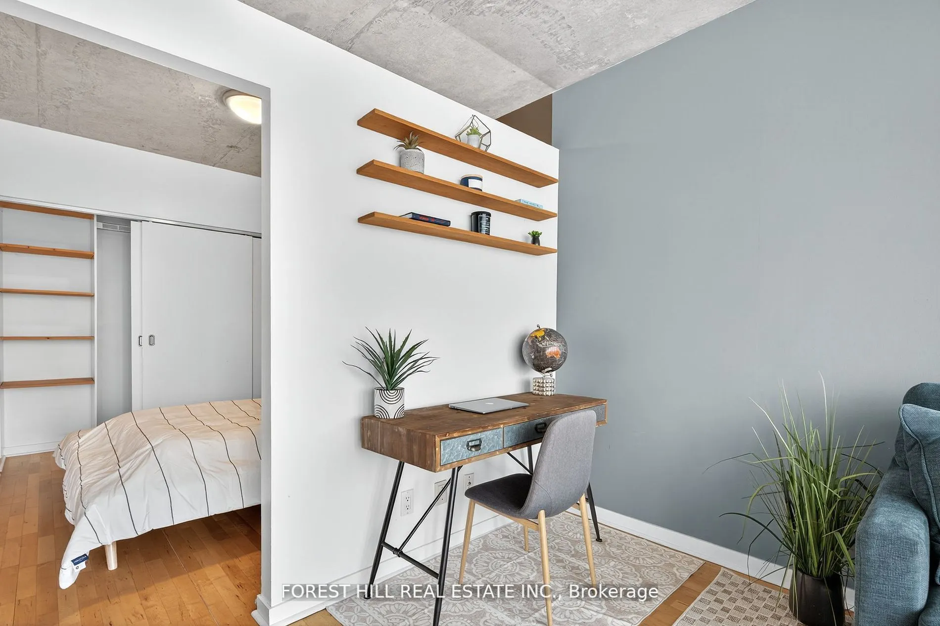 301 Markham Street, #505