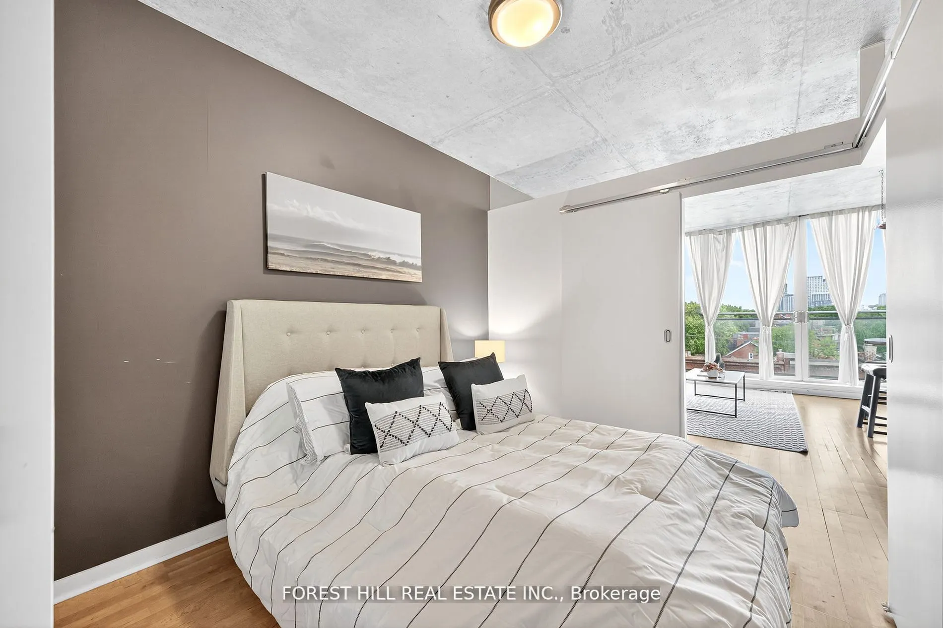 301 Markham Street, #505